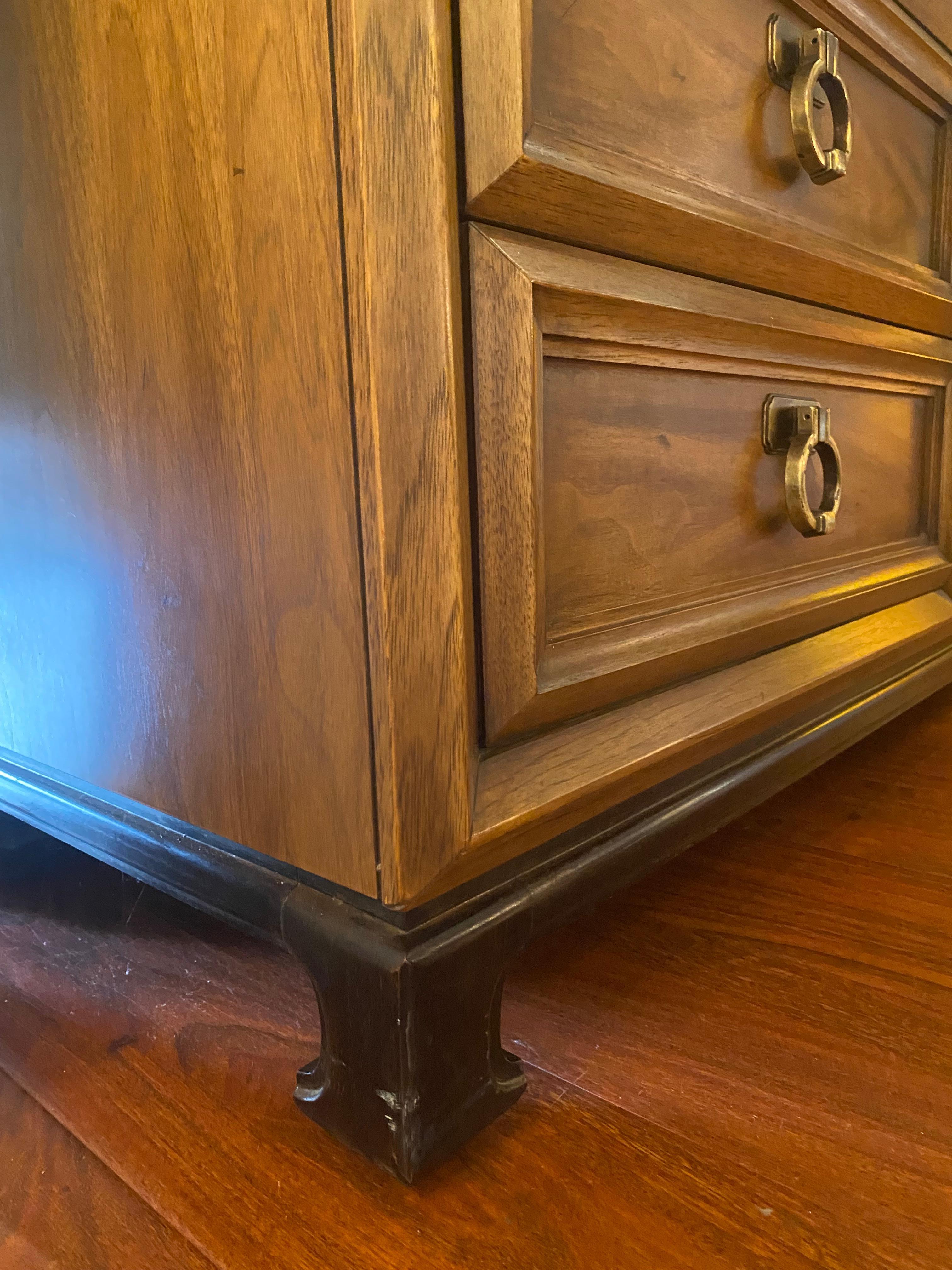 Mid-Century Walnut Dresser by Thomasville 2