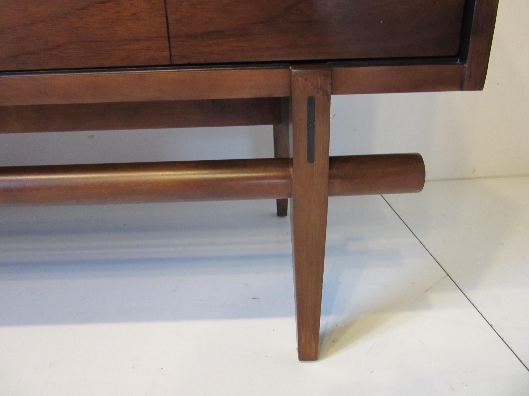 Midcentury Walnut Dresser / Chest with Brass Pulls In Good Condition In Cincinnati, OH