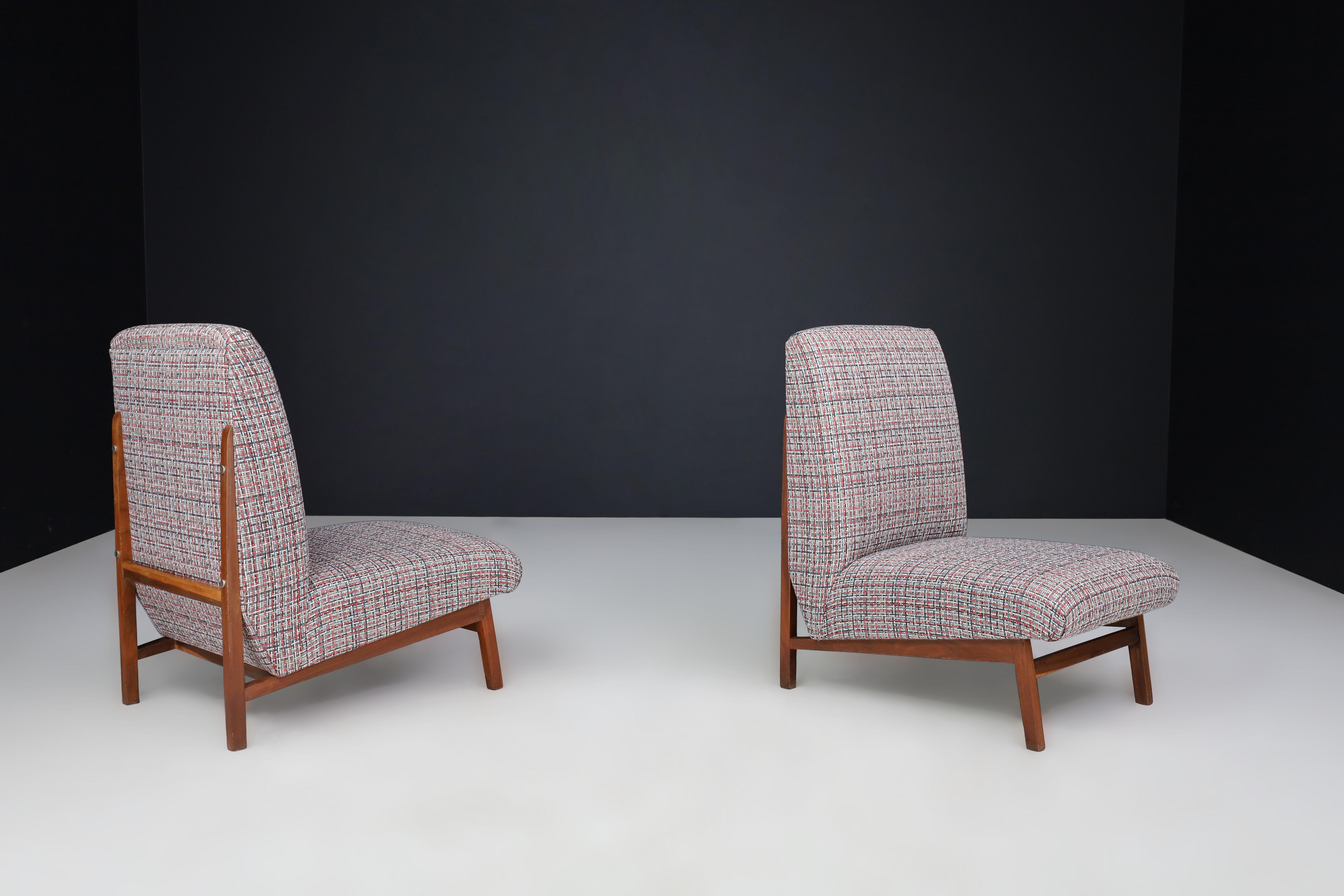 Italian Mid-Century Walnut Easy Chairs, Italy 1960s    For Sale