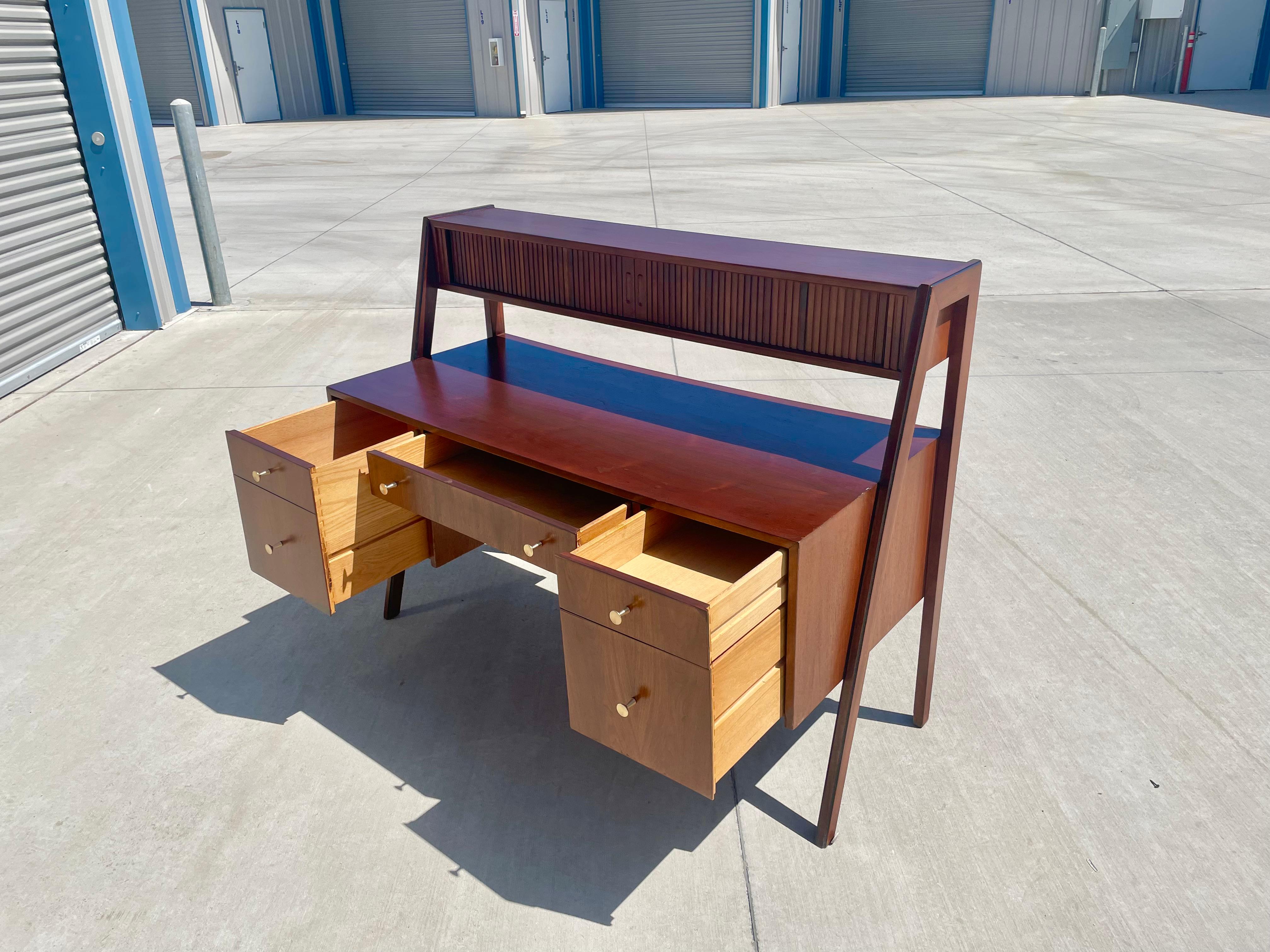 Midcentury Walnut Floating Tambour Desk Attributed to Glenn of California For Sale 1