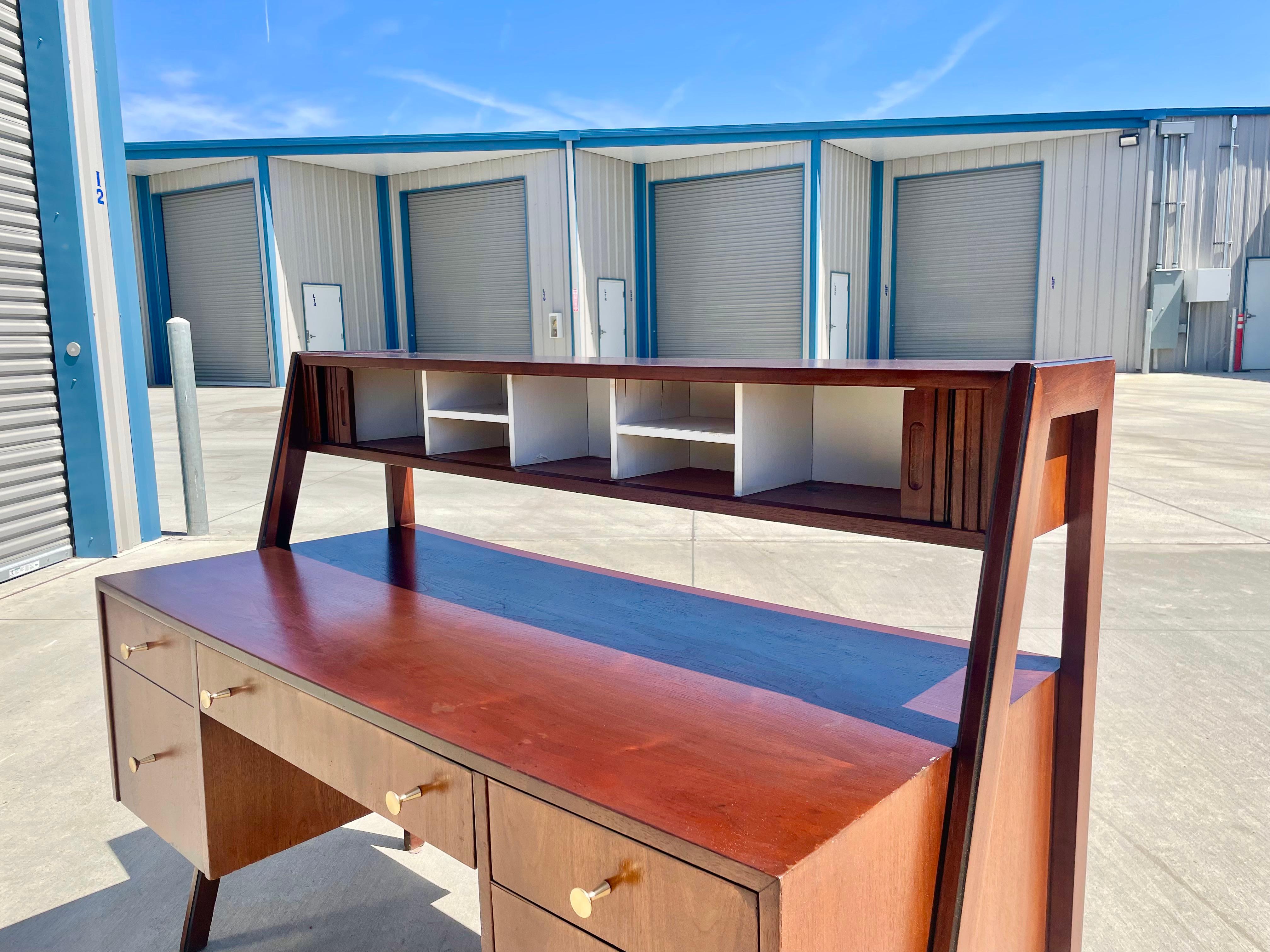 Midcentury Walnut Floating Tambour Desk Attributed to Glenn of California For Sale 2