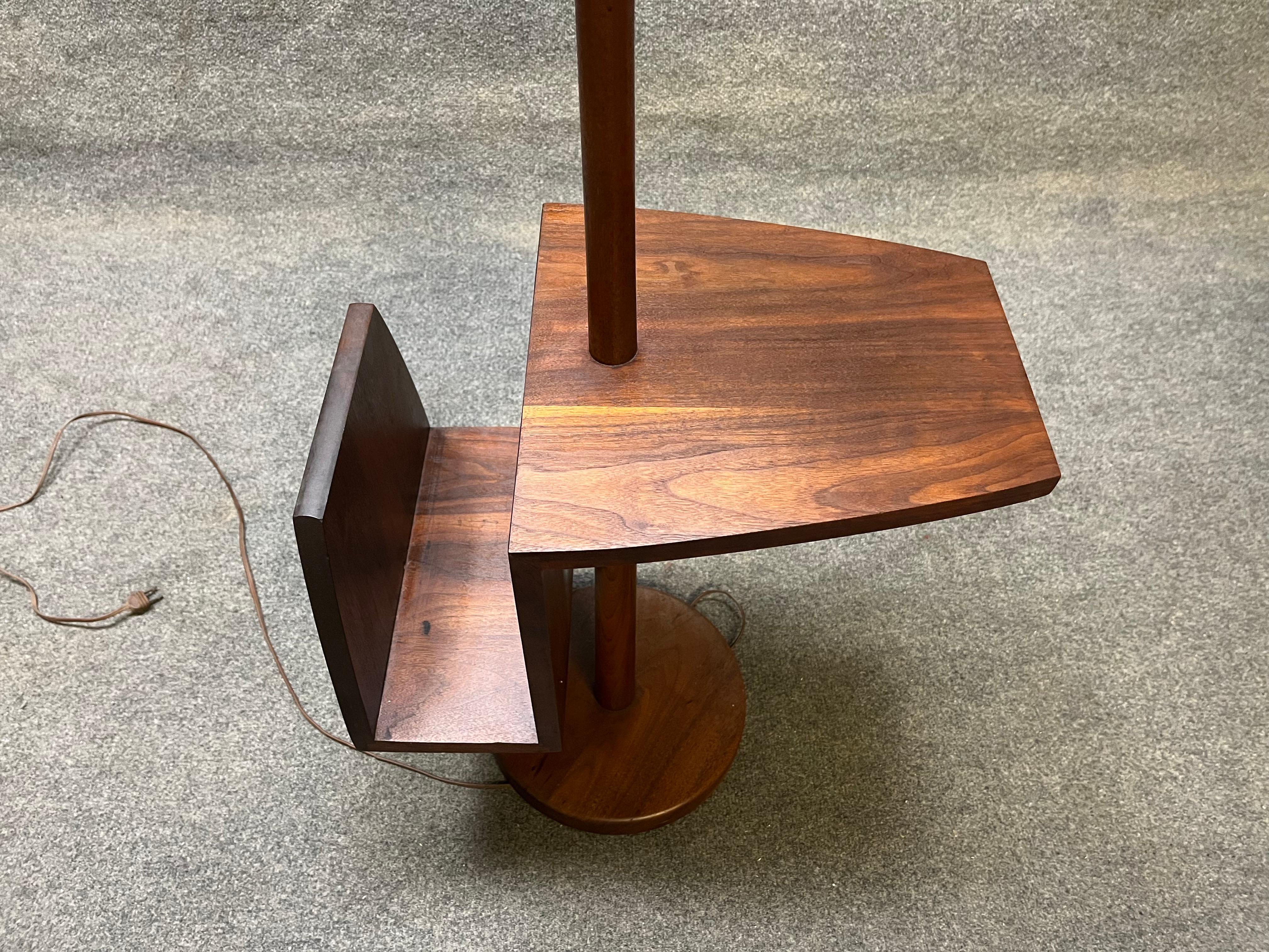 magazine rack table with lamp