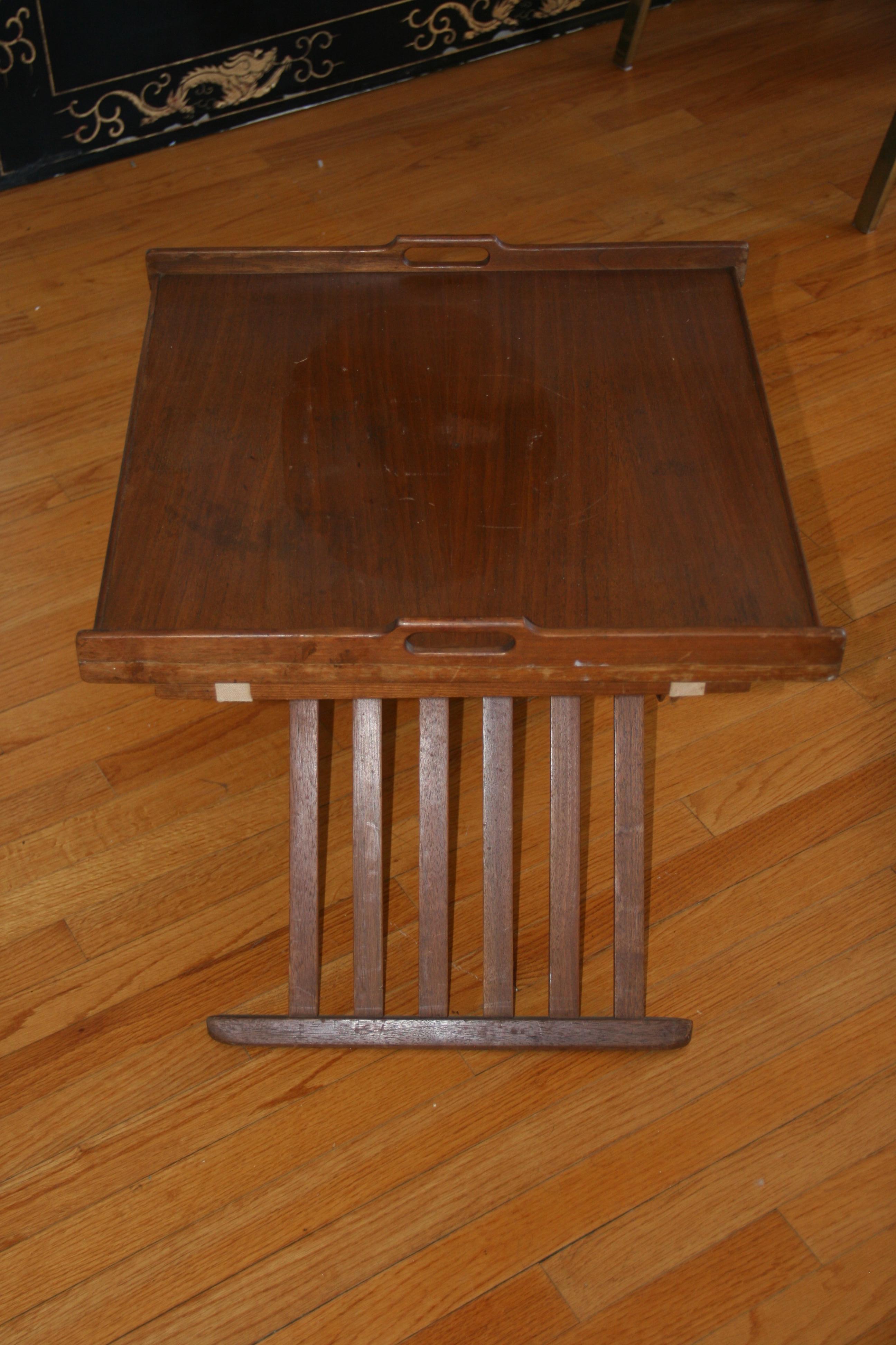 1546 Midcentury walnut folding tray table by Drexel 1960