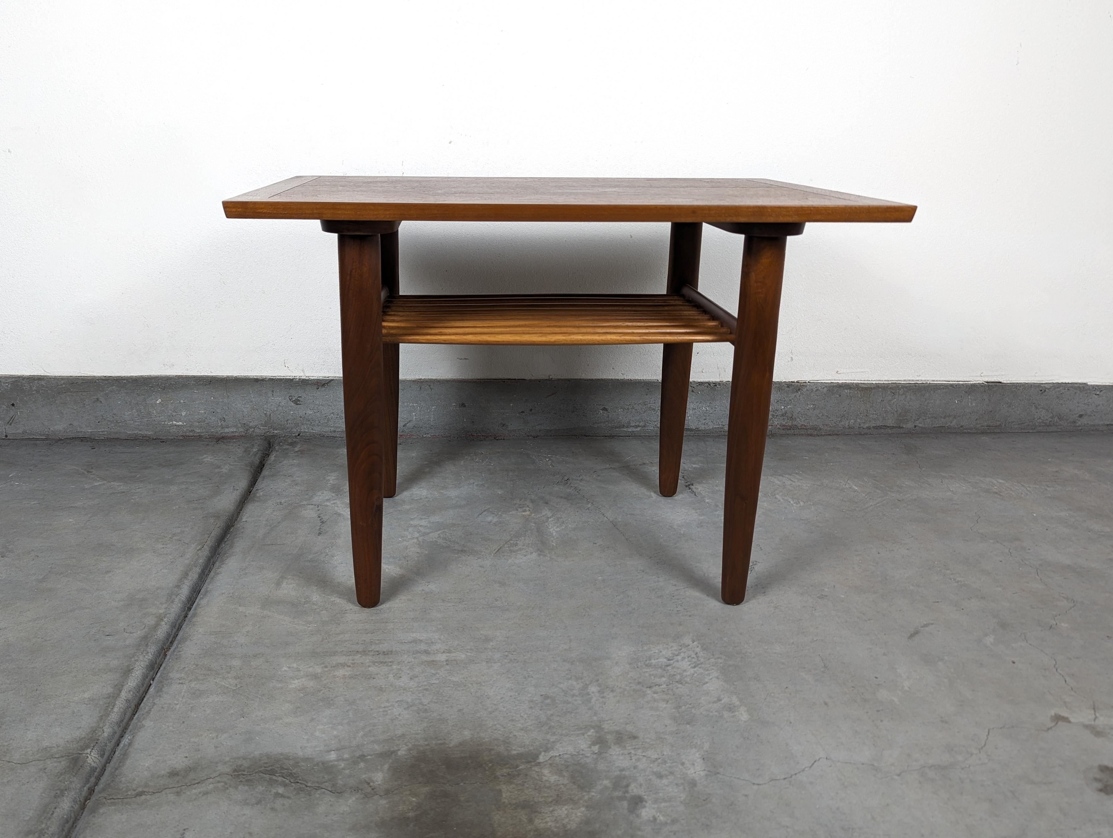 Mid Century Walnut George Nakashima Sundra Tiered Side Table for Widdicomb For Sale 2