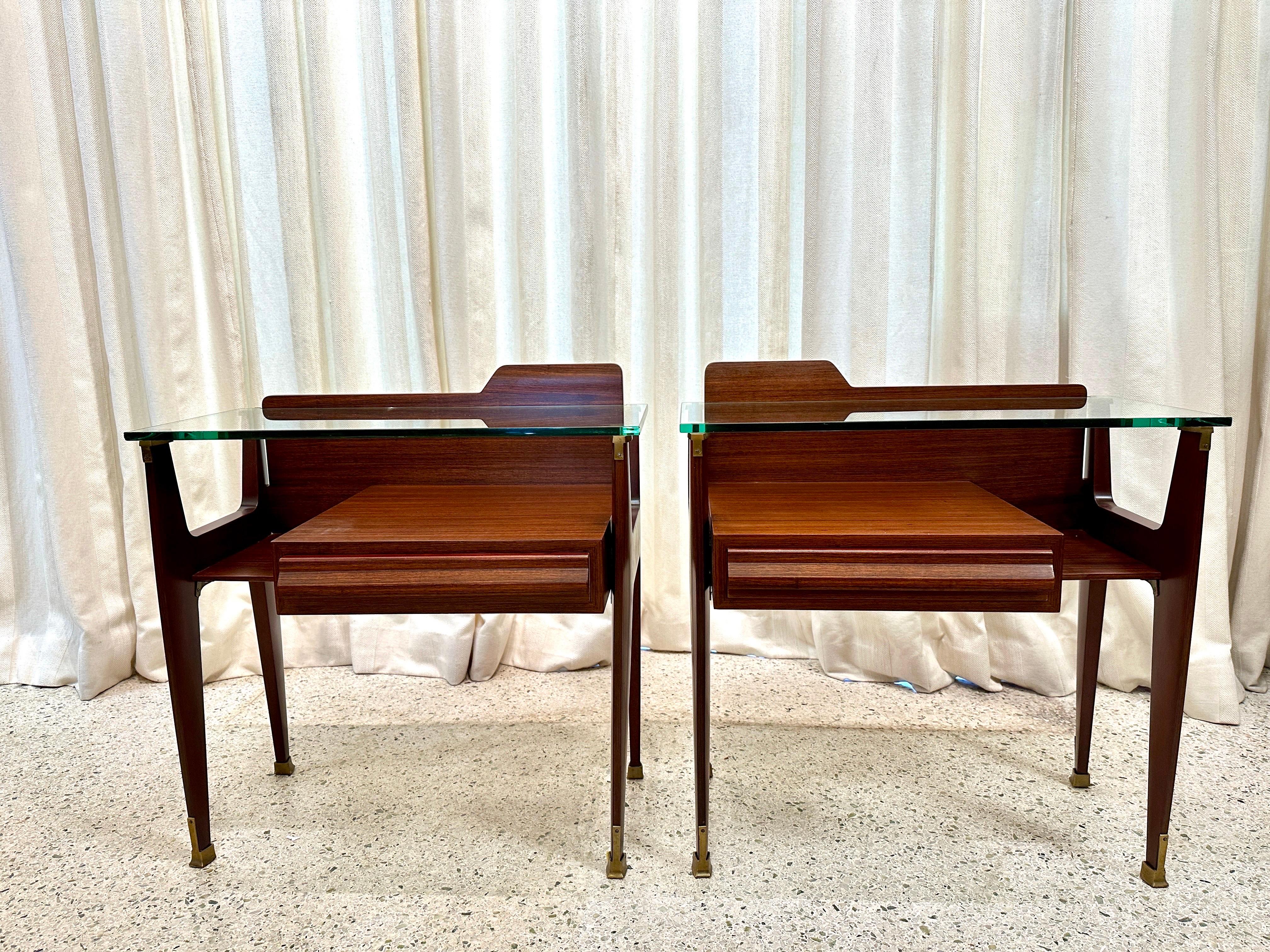 Mid-Century Walnut, Glass and Brass Italian Sideboard 1960's For Sale 14