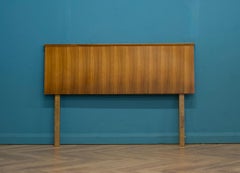 Testiera in noce di metà secolo di Alfred Cox, anni '50