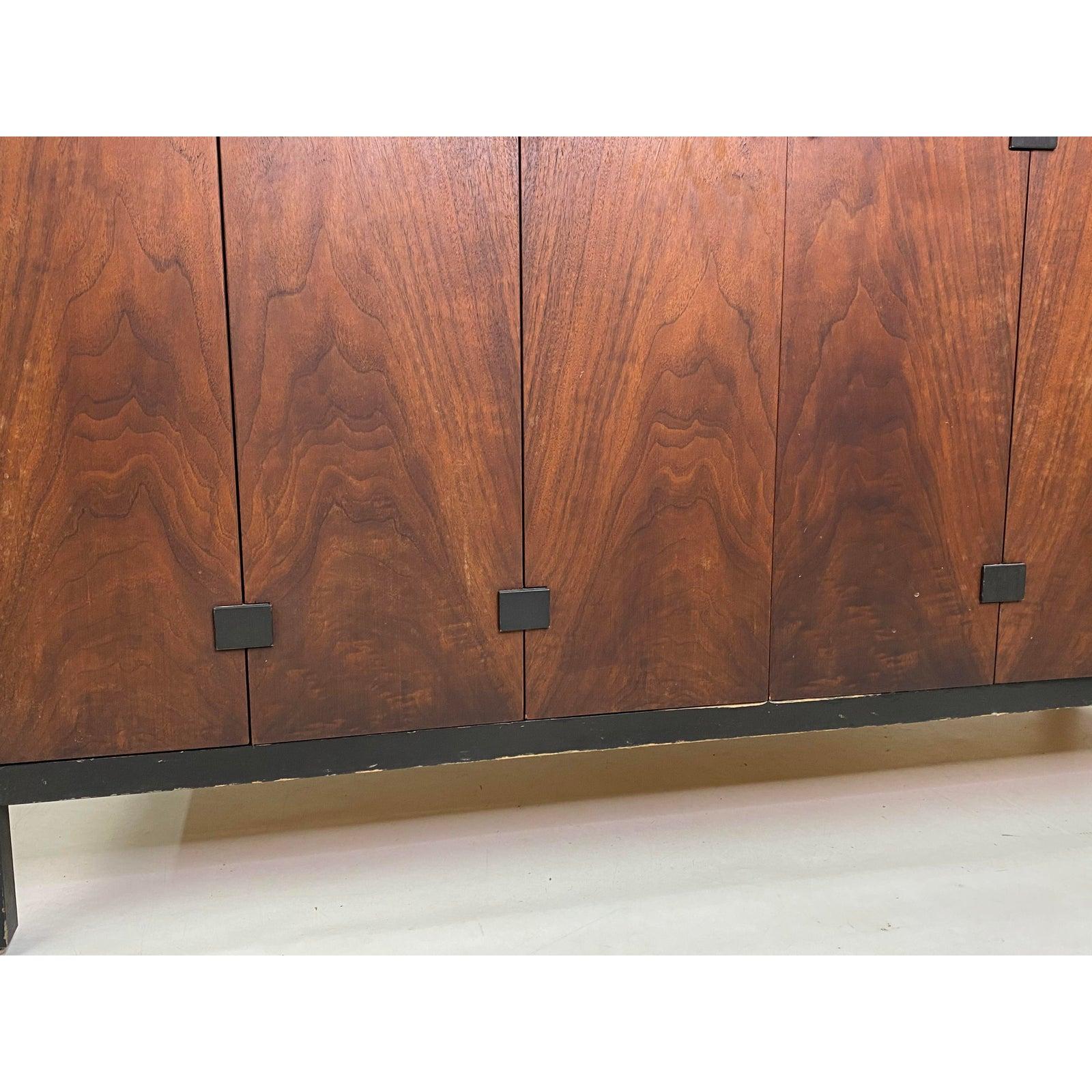 American Mid-Century Walnut Hutch / China Cabinet by Milo Baughman for Directional