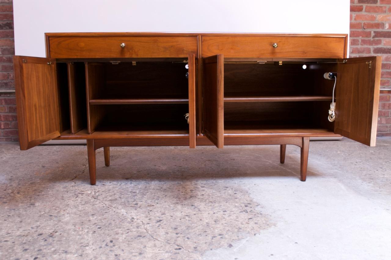 American Midcentury Walnut Illuminated Credenza by Kipp Stewart for Drexel Declaration