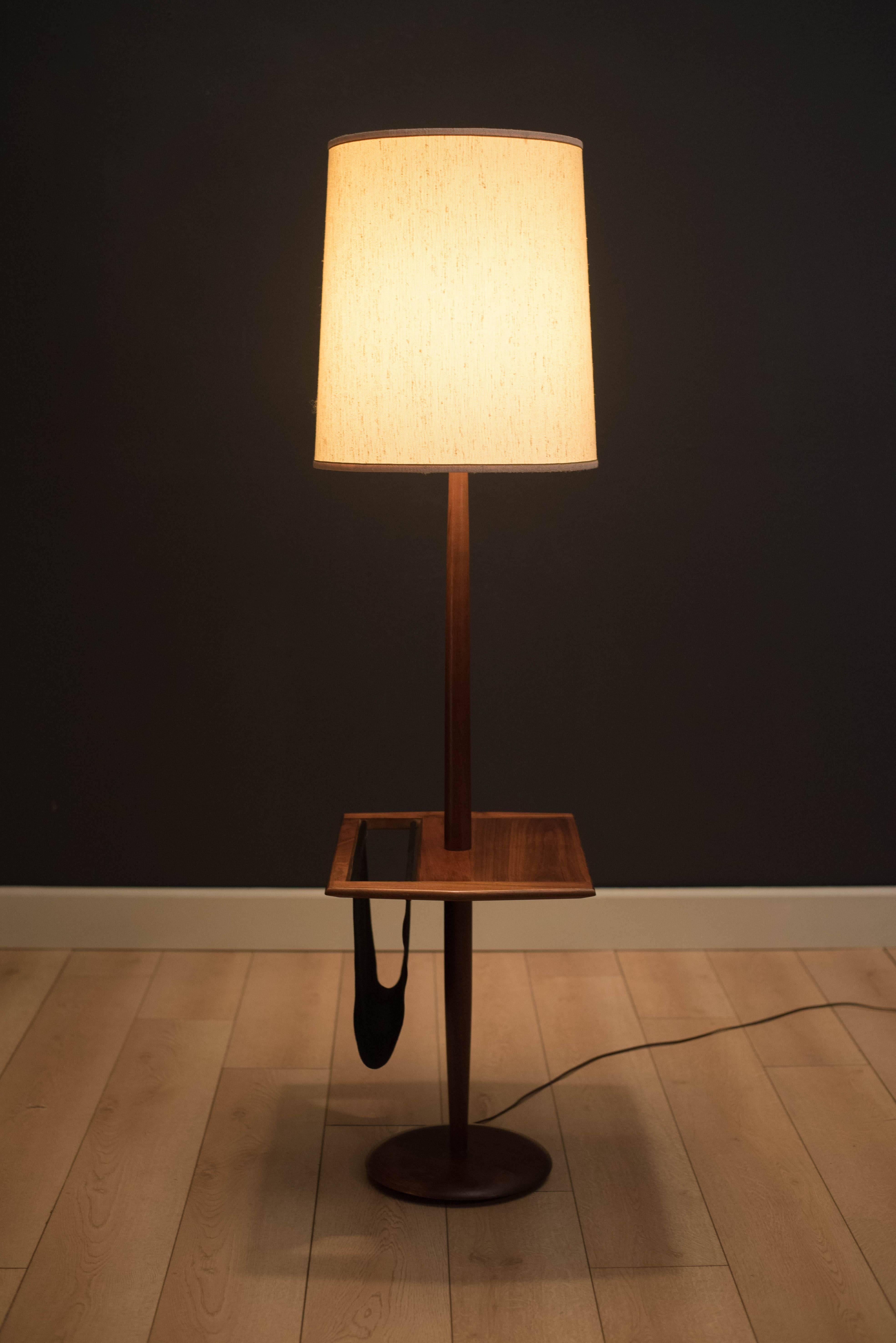 magazine rack lamp