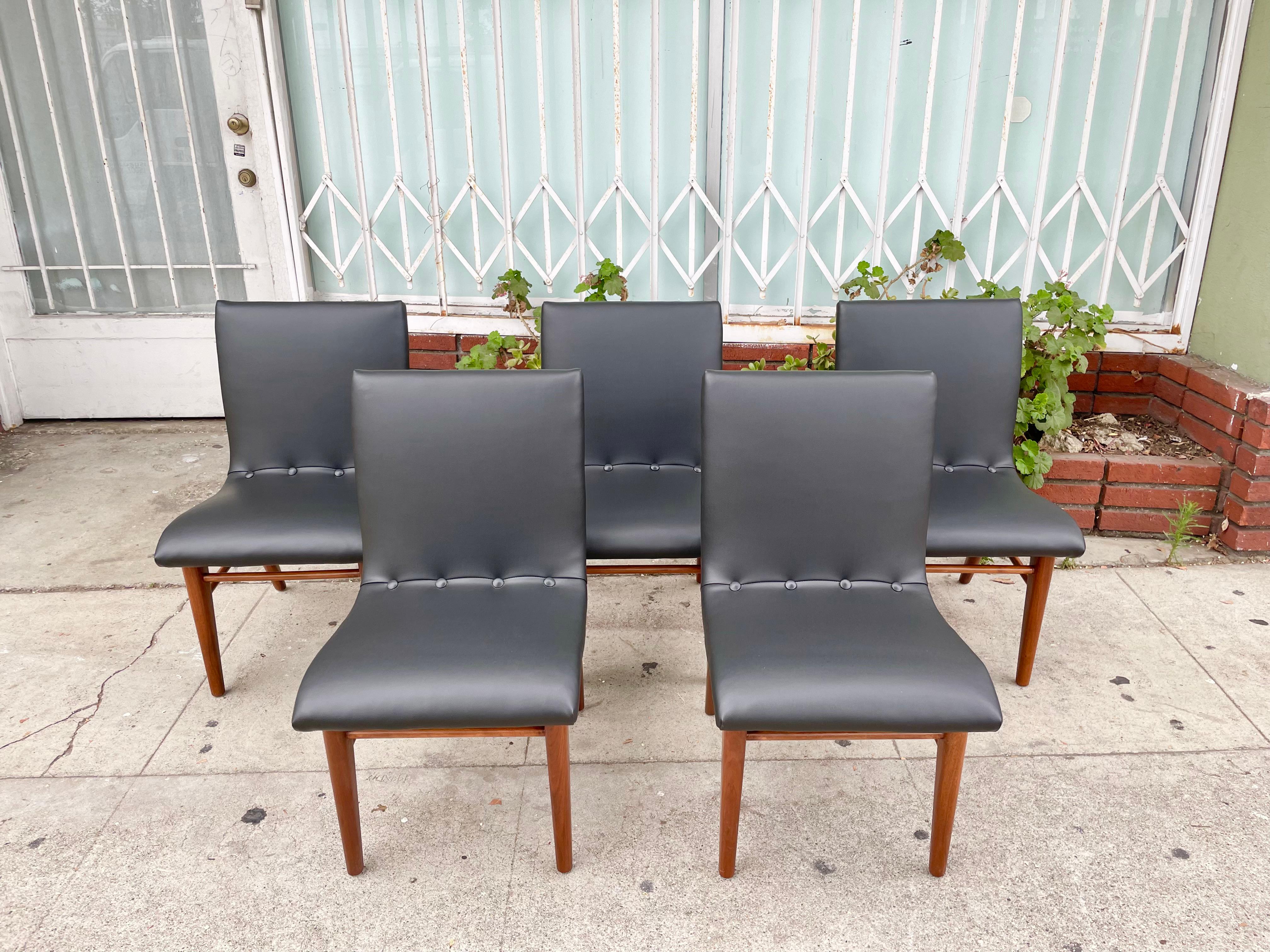Mid-Century Modern Midcentury Walnut & Leatherette Dining Chairs, Set of 6 For Sale