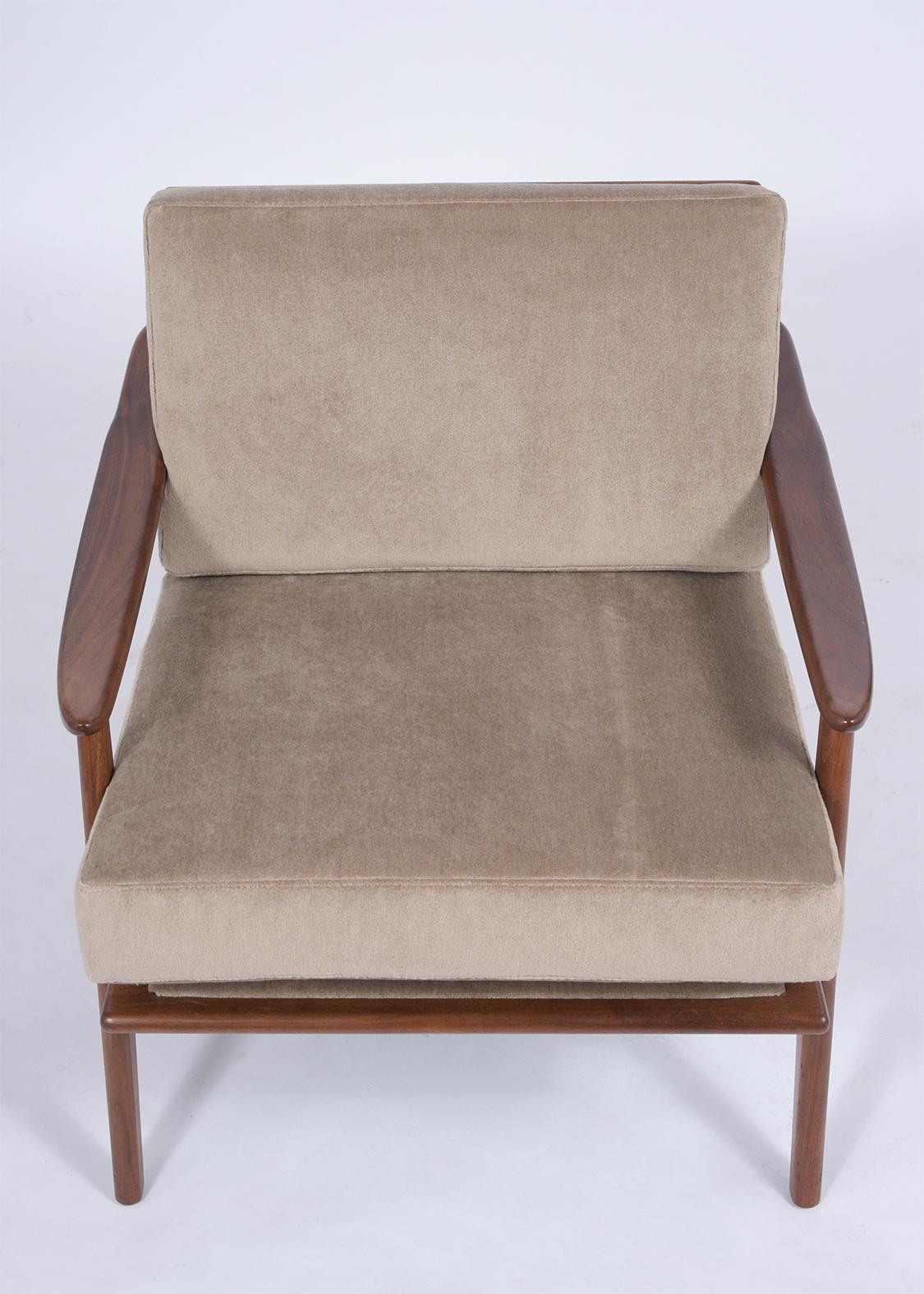 Mid-20th Century Midcentury Walnut Lounge Chair
