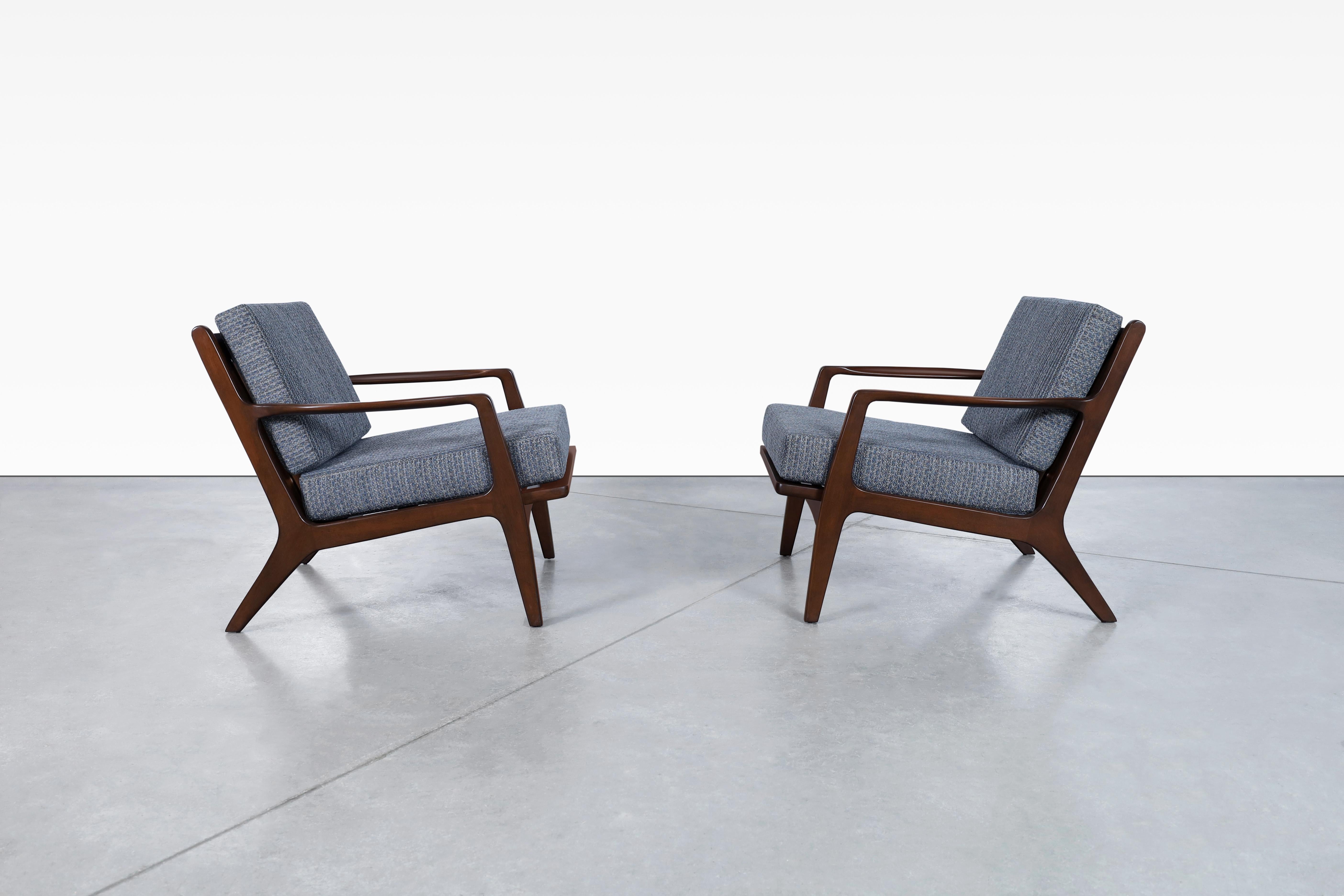 Danish Midcentury Walnut Lounge Chairs by Ib Kofod Larsen for Selig