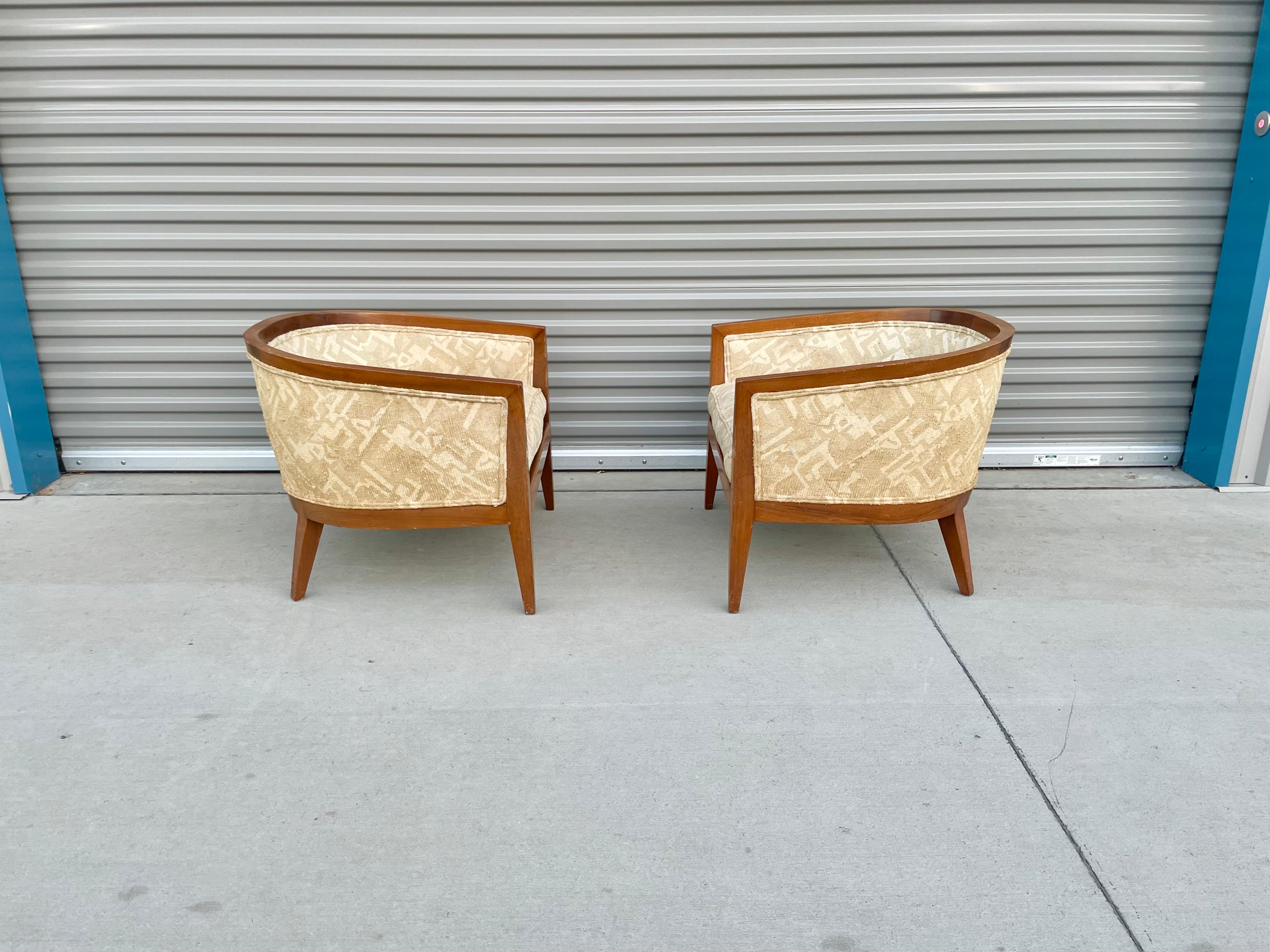 Mid Century Walnut Lounge Chairs In Good Condition For Sale In North Hollywood, CA