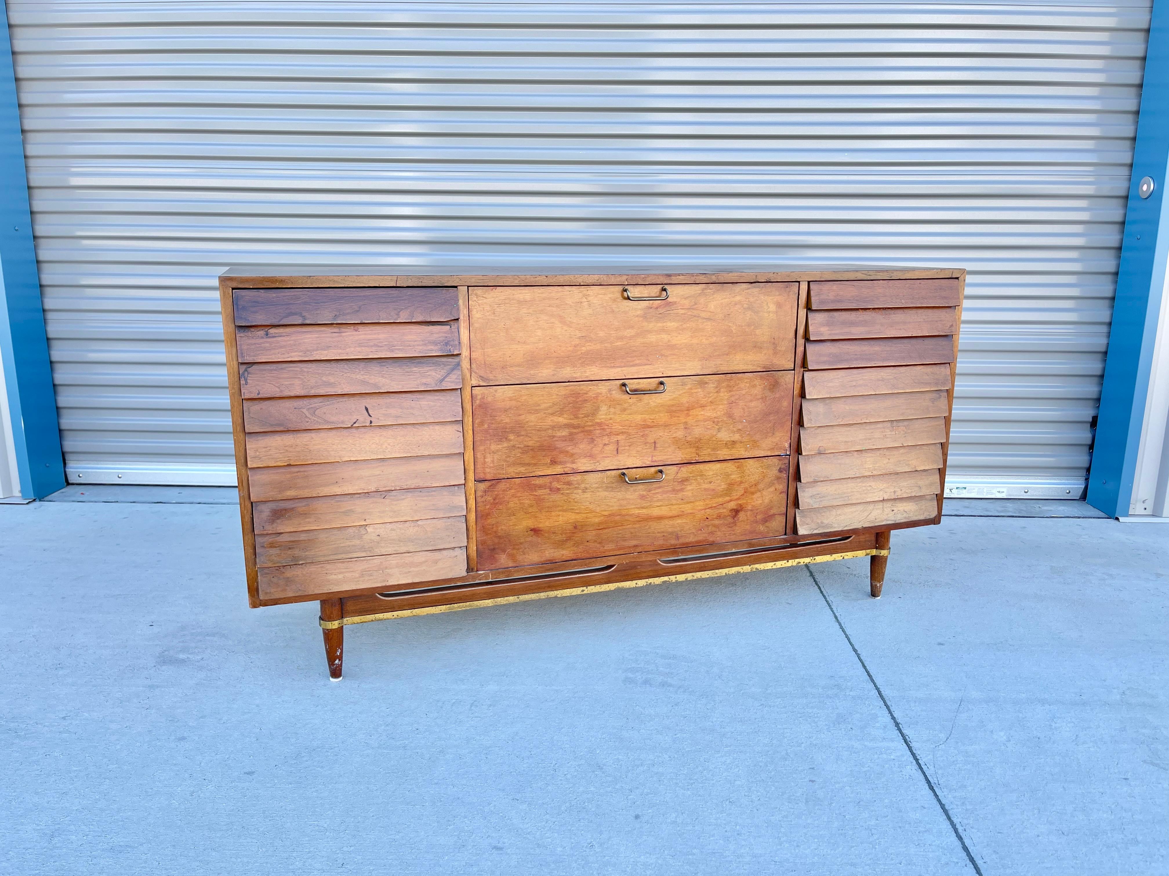 Mid Century Walnut Louvered Dresser by American of Martinsville For Sale 1