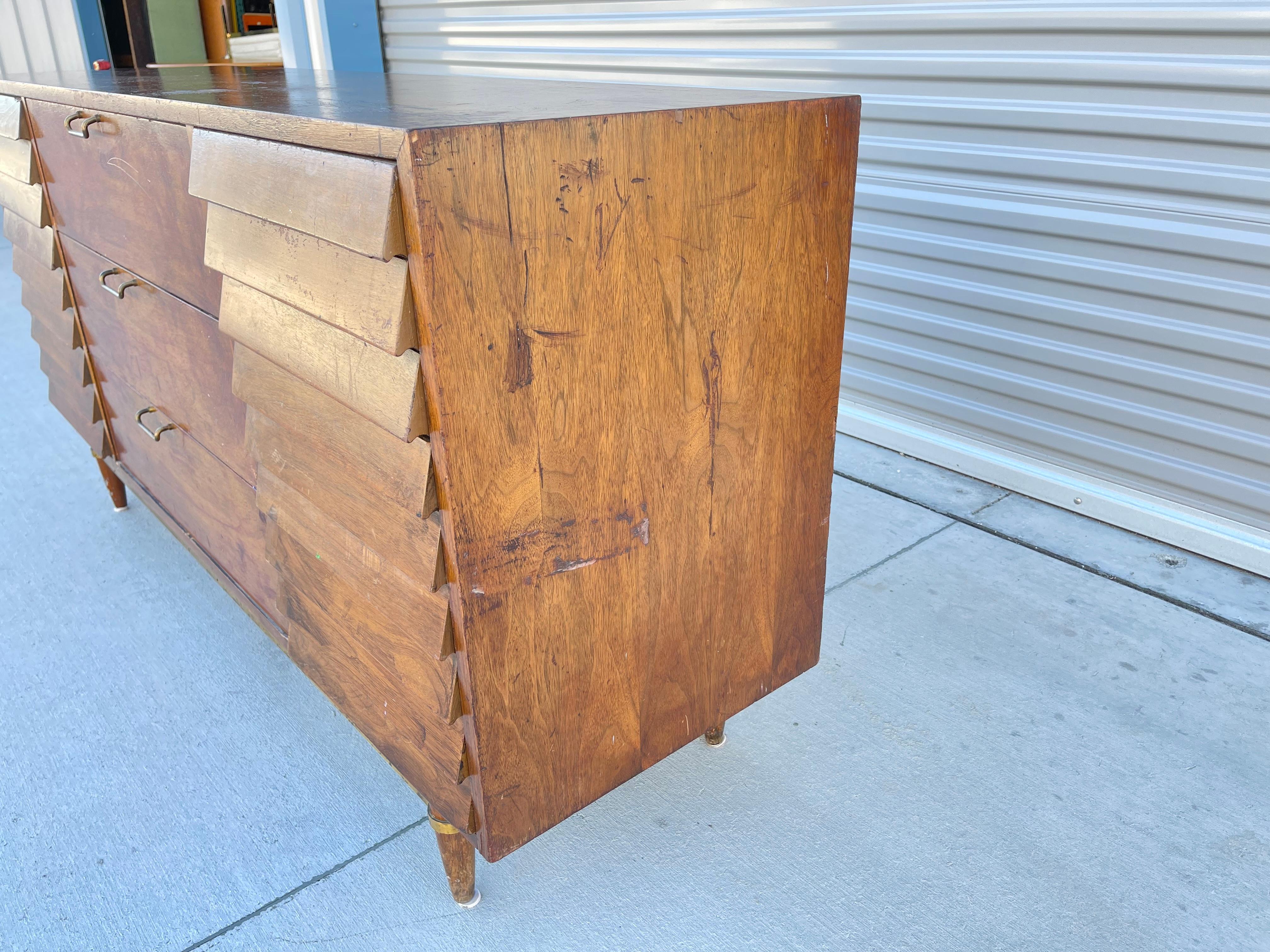 Mid Century Walnut Louvered Dresser by American of Martinsville For Sale 4