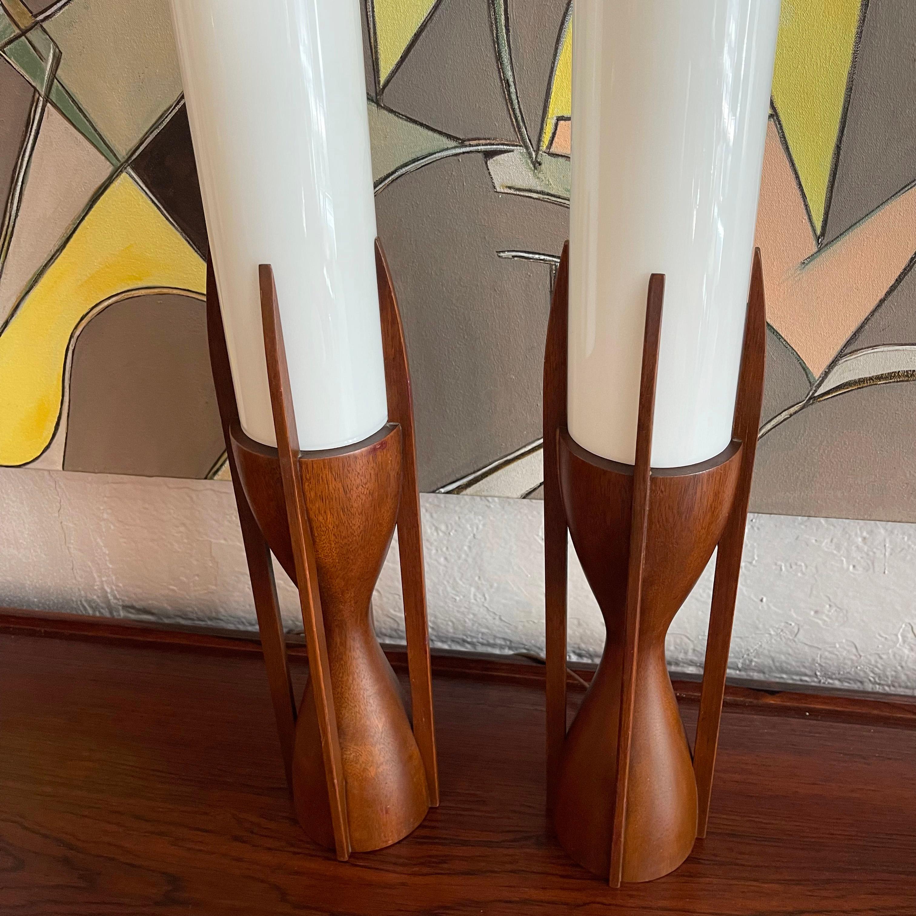 Mid-Century Walnut Milk Glass Cylinder Table Lamps By Byron Botker For Modeline For Sale 4