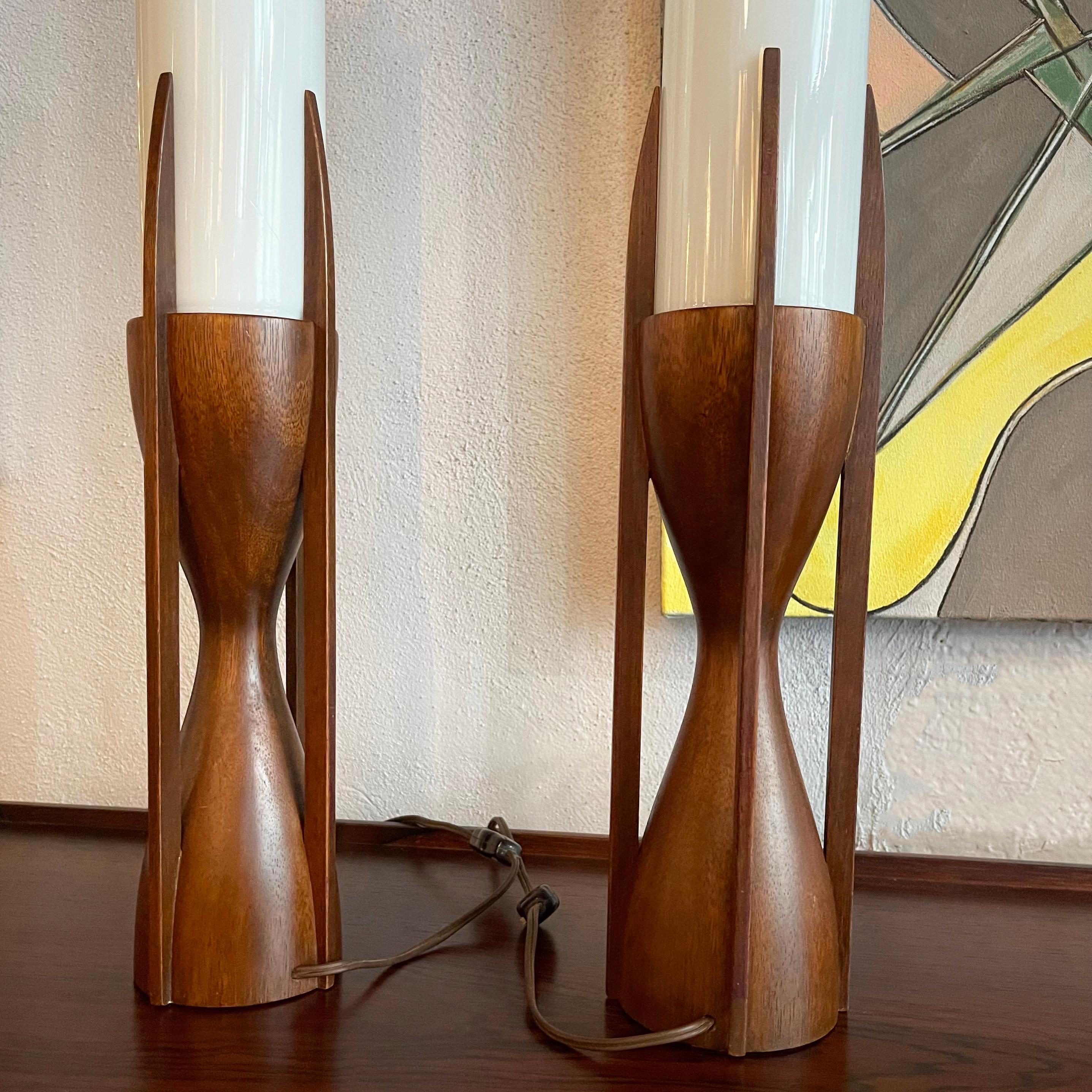 Mid-Century Walnut Milk Glass Cylinder Table Lamps By Byron Botker For Modeline For Sale 5