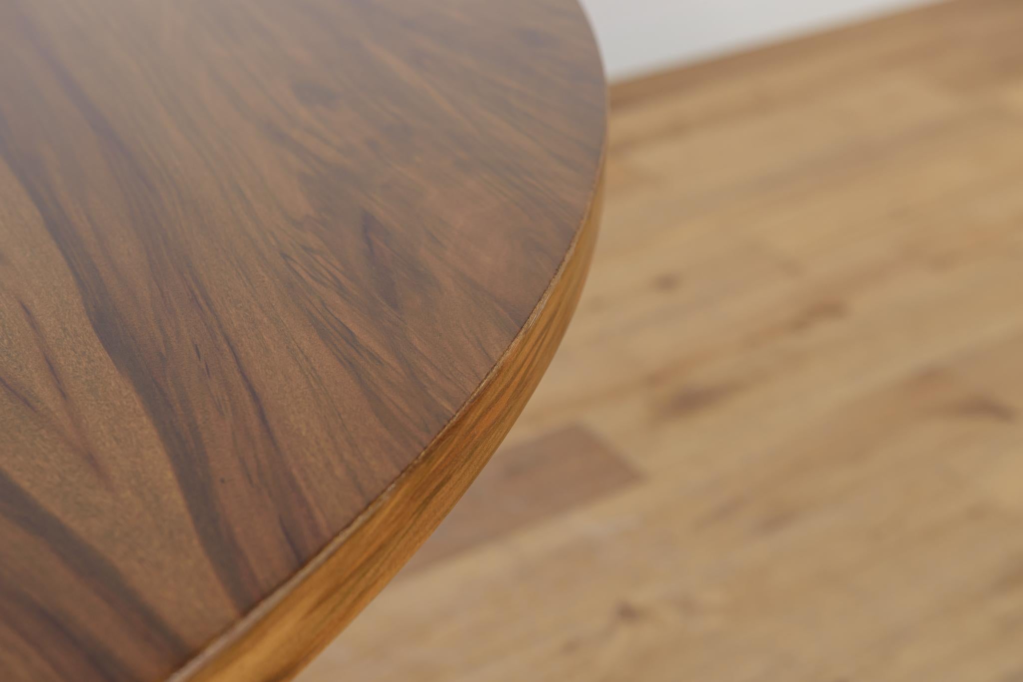 Late 20th Century Mid-Century Walnut Modern Round Dining Table, Denmark, 1970s For Sale