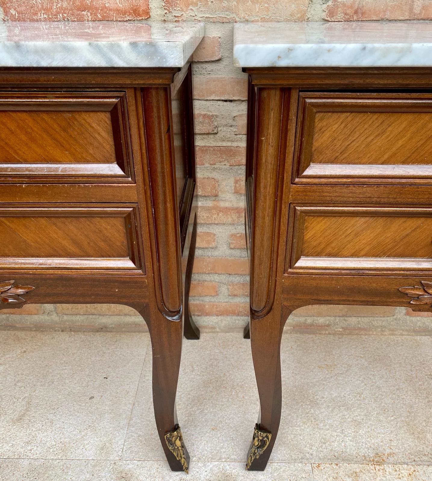 Mid-Century Walnut Nightstands with Drawers and Marble Tops, 1950s, Set of 2 For Sale 2