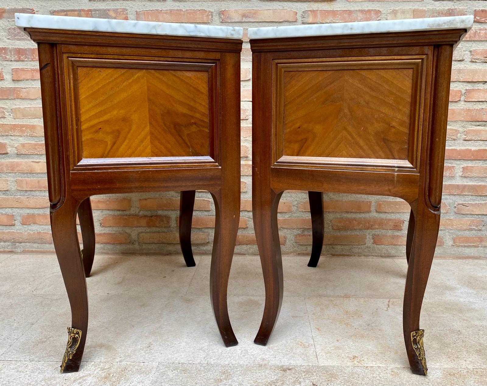 Mid-Century Walnut Nightstands with Drawers and Marble Tops, 1950s, Set of 2 For Sale 3