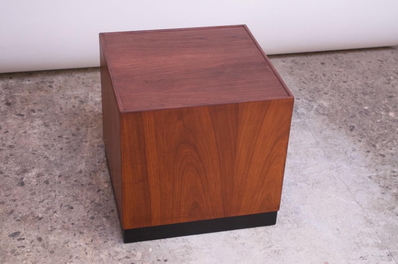 Midcentury Walnut Plinth Based Side Table Attributed to Milo Baughman 3