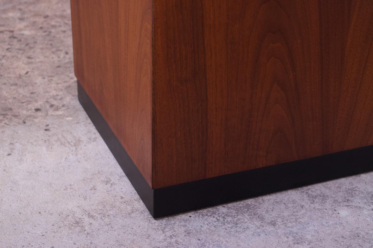 Midcentury Walnut Plinth Based Side Table Attributed to Milo Baughman 6