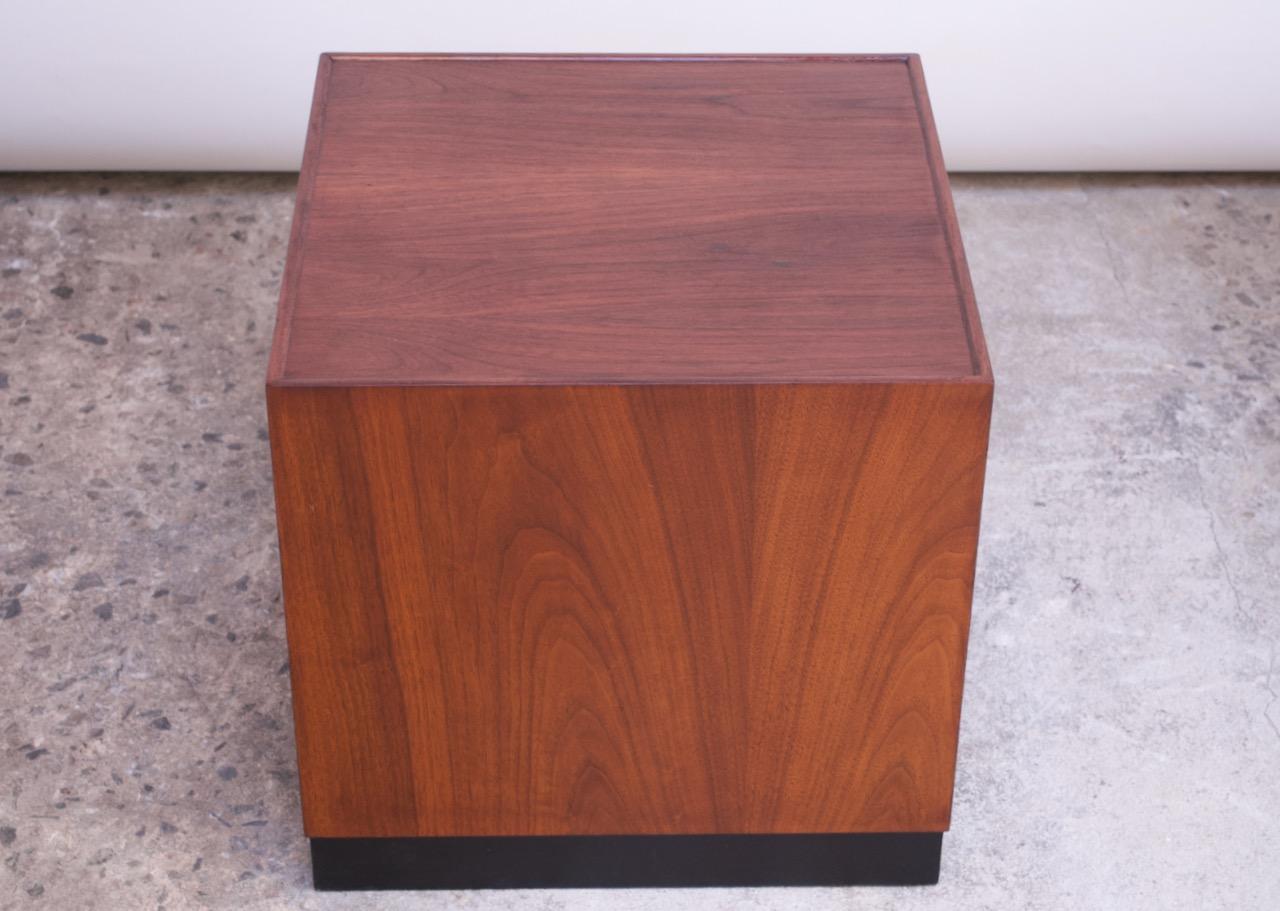 Wood Midcentury Walnut Plinth Based Side Table Attributed to Milo Baughman