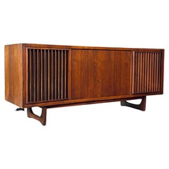 Vintage Mid-Century Walnut RCA Victor Victrola Console w/Turntable & Radio