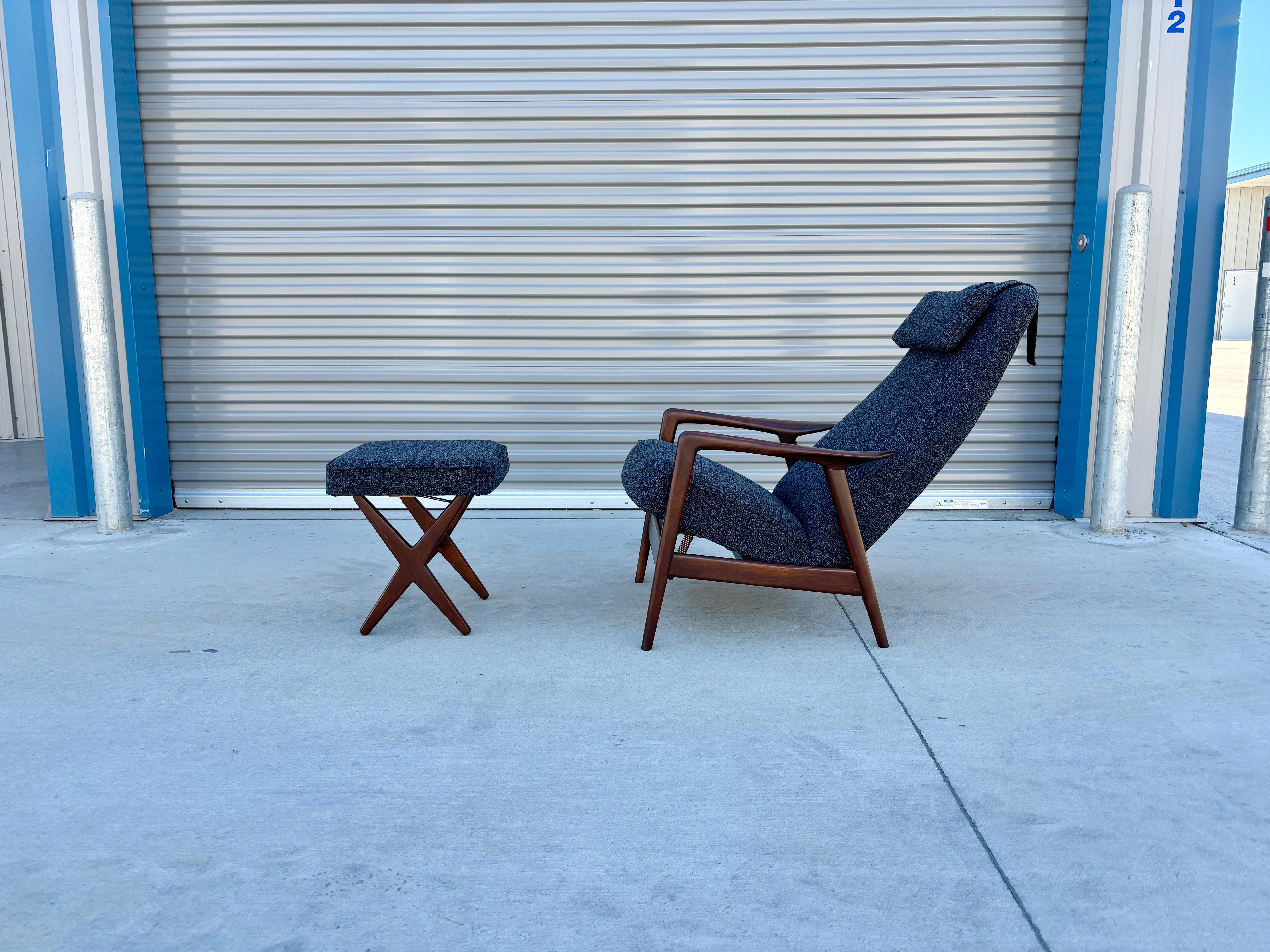 Danish Mid Century Walnut Recliner Lounge Chair & Ottoman by Alf Svensson for Dux For Sale