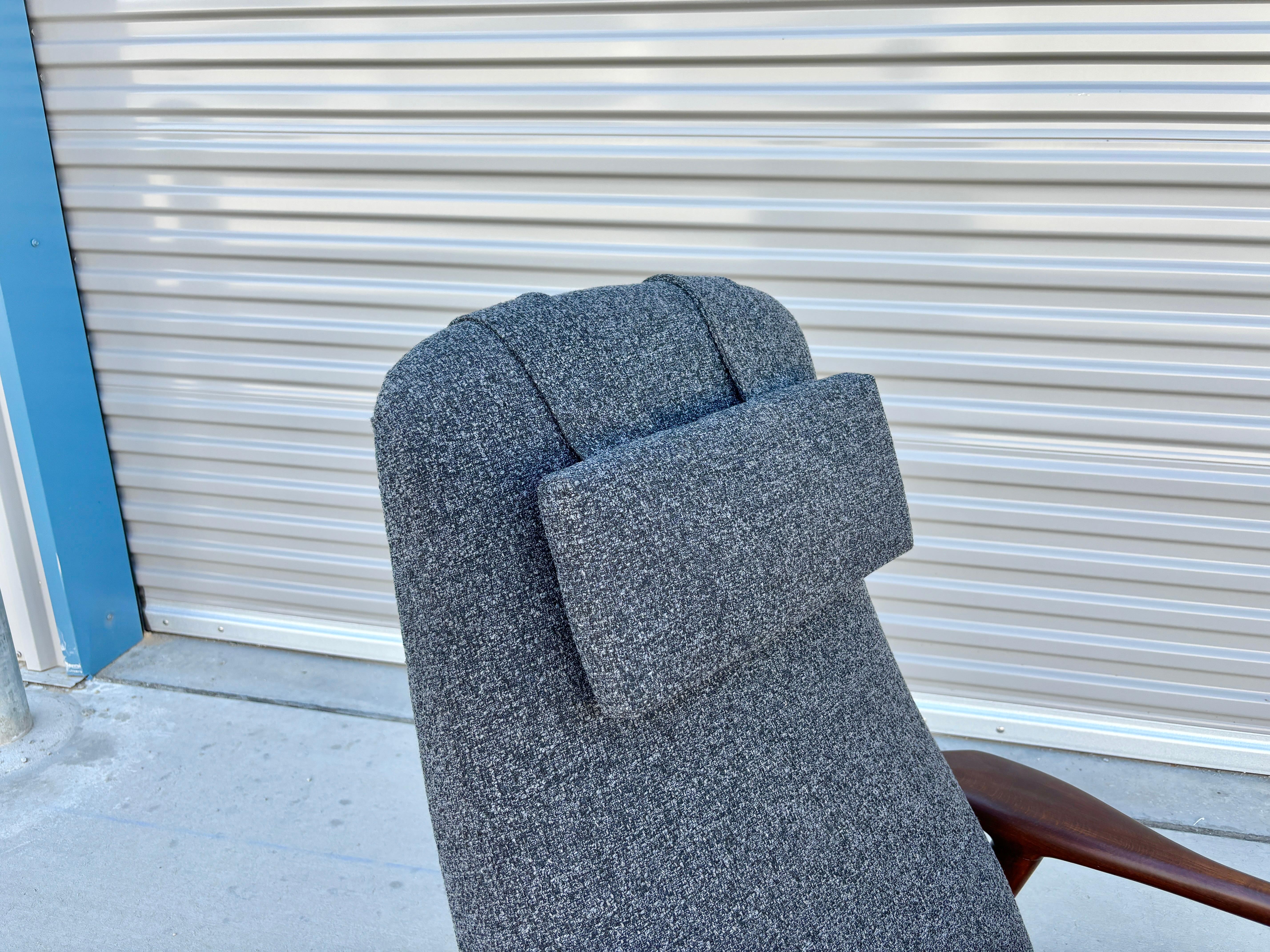 Mid Century Walnut Recliner Lounge Chair & Ottoman by Alf Svensson for Dux For Sale 1