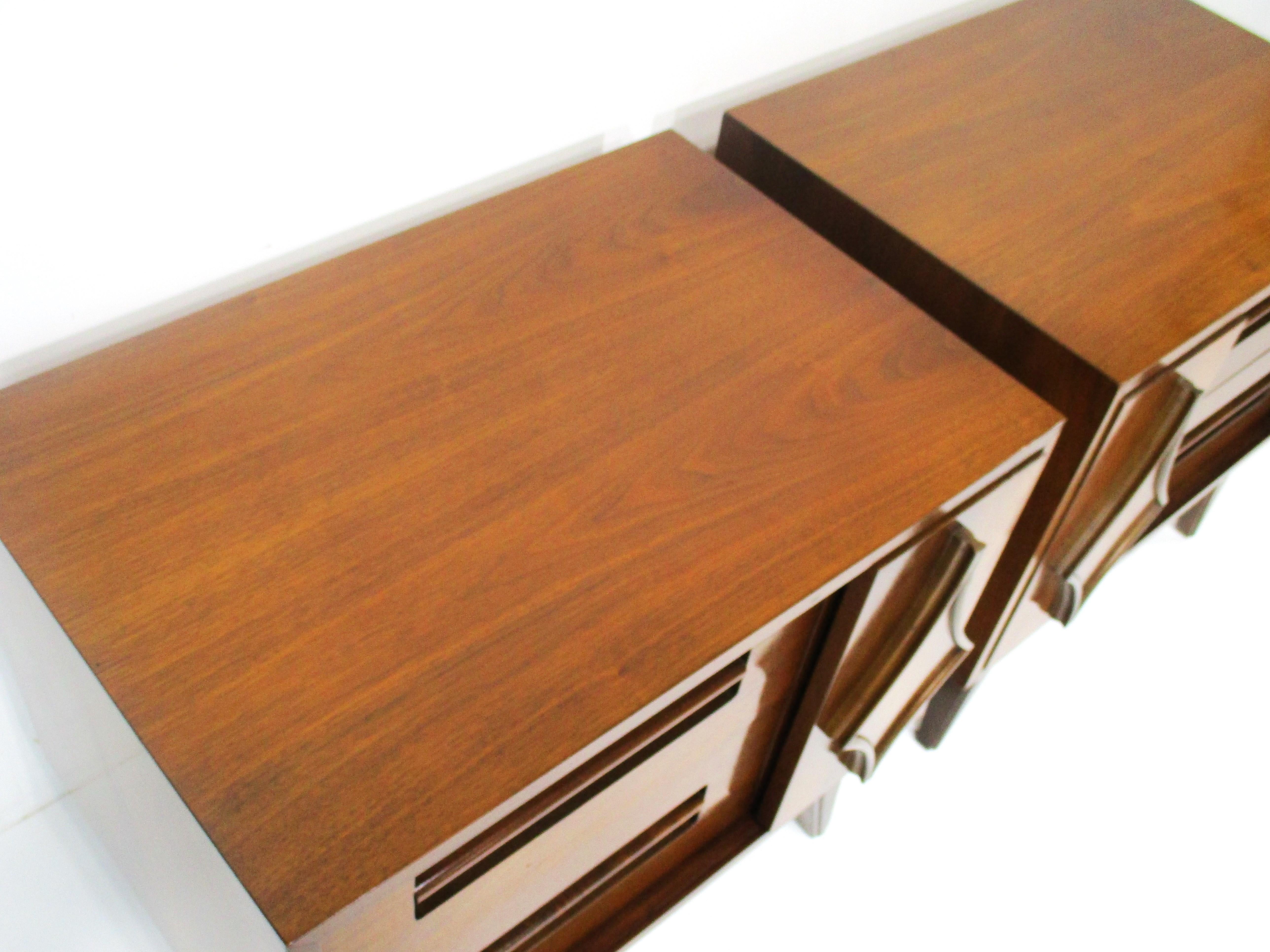 Mid Century Walnut Sculptural Nightstands in the style of G Plan For Sale 5