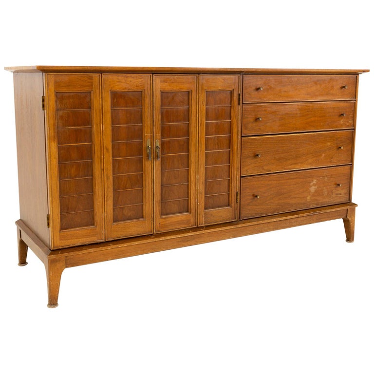Mid Century Walnut Sideboard Buffet Credenza at 1stDibs