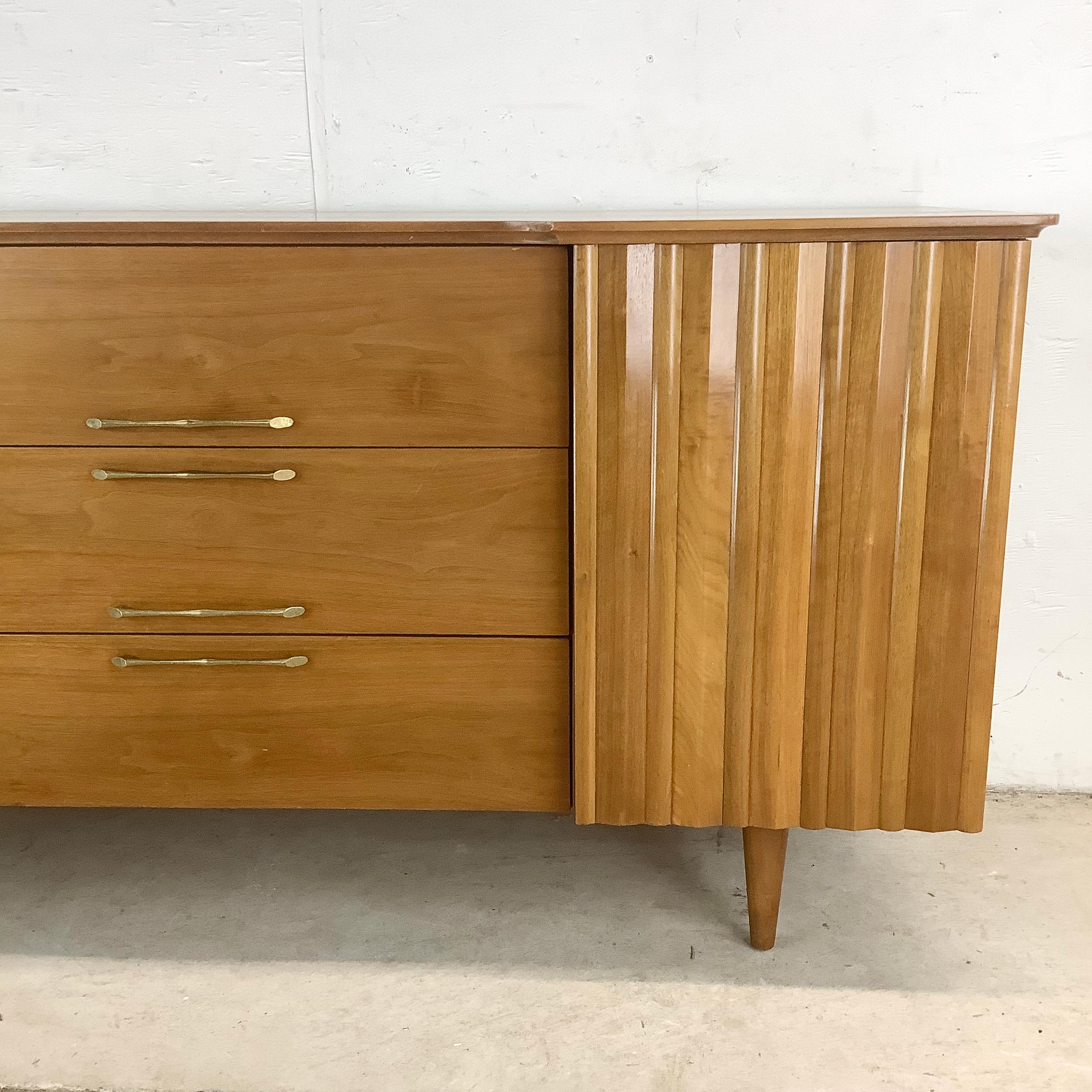 Unknown Mid-Century Walnut Sideboard For Sale
