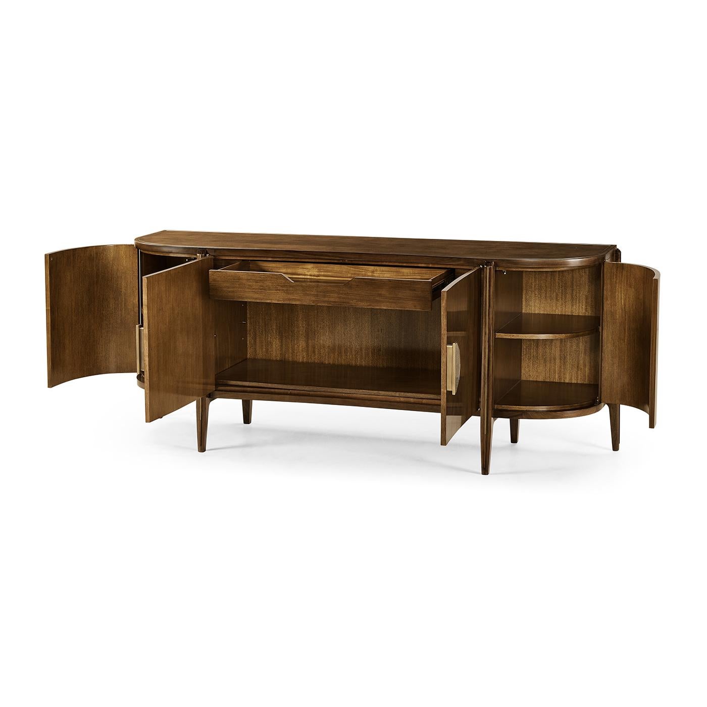 Vietnamita Credenza in noce di metà secolo in vendita