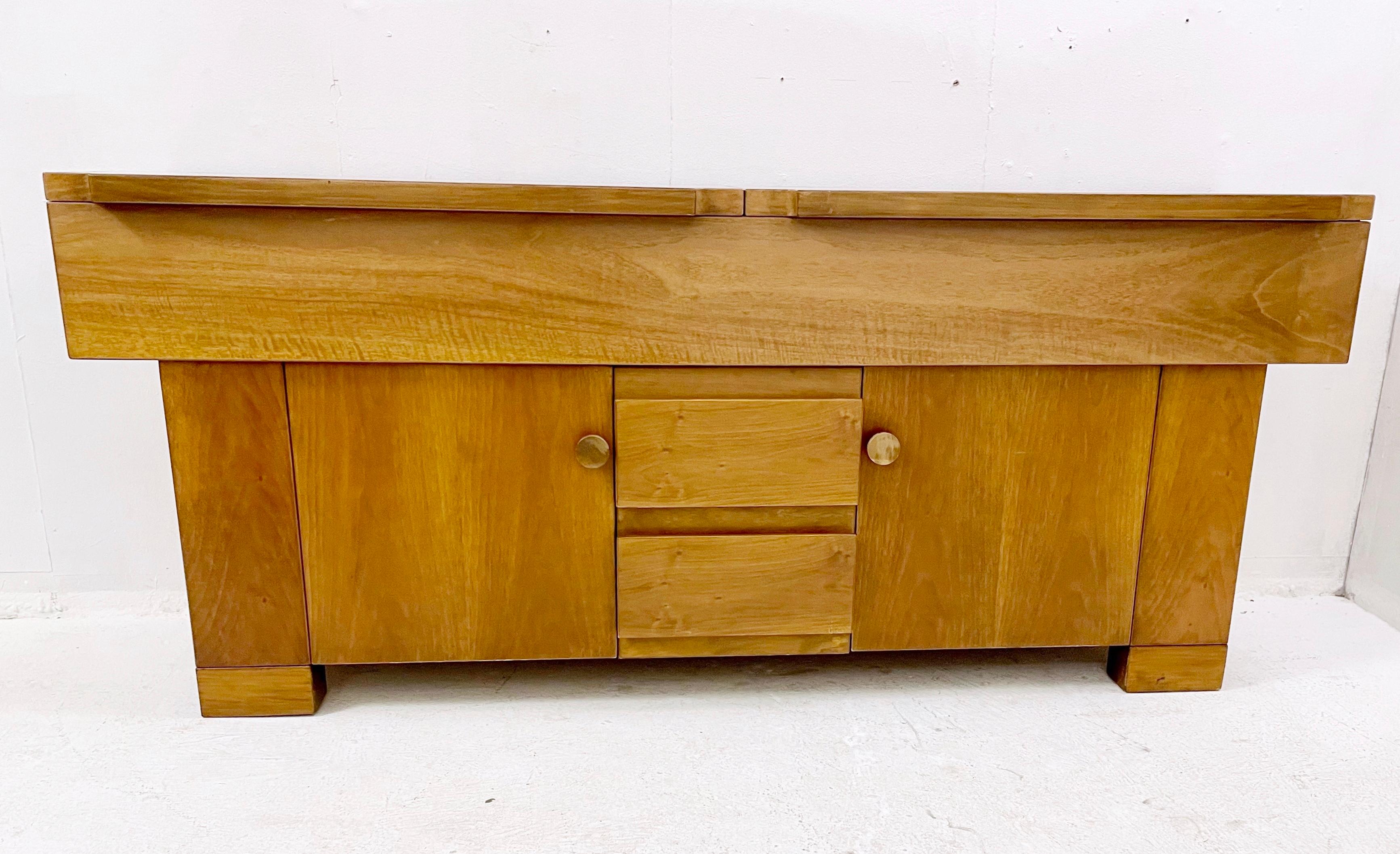 Mid-century walnut sideboard model ''Torbecchia