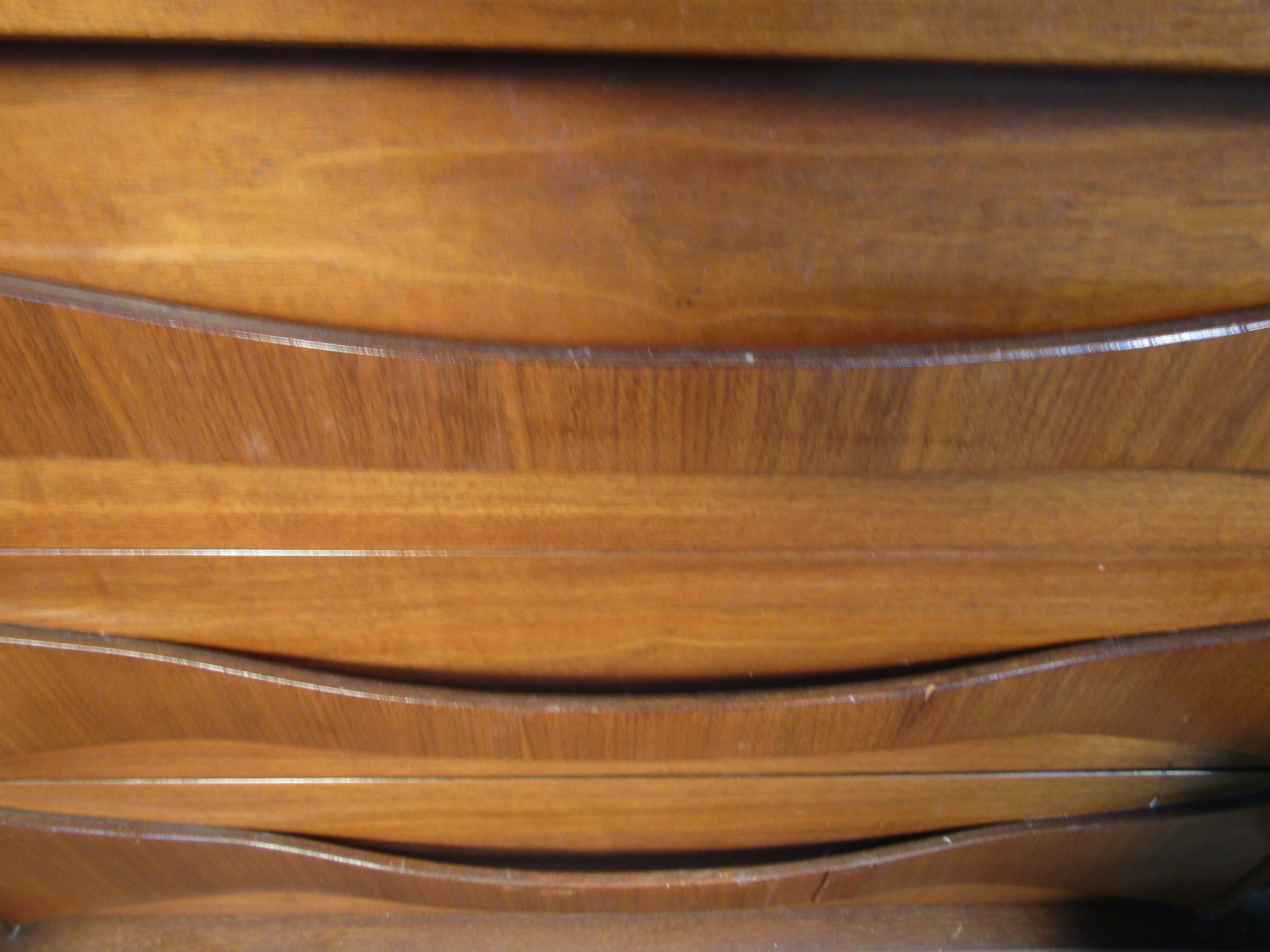 Mid-Century Walnut Sideboard w/ Mirror For Sale 5