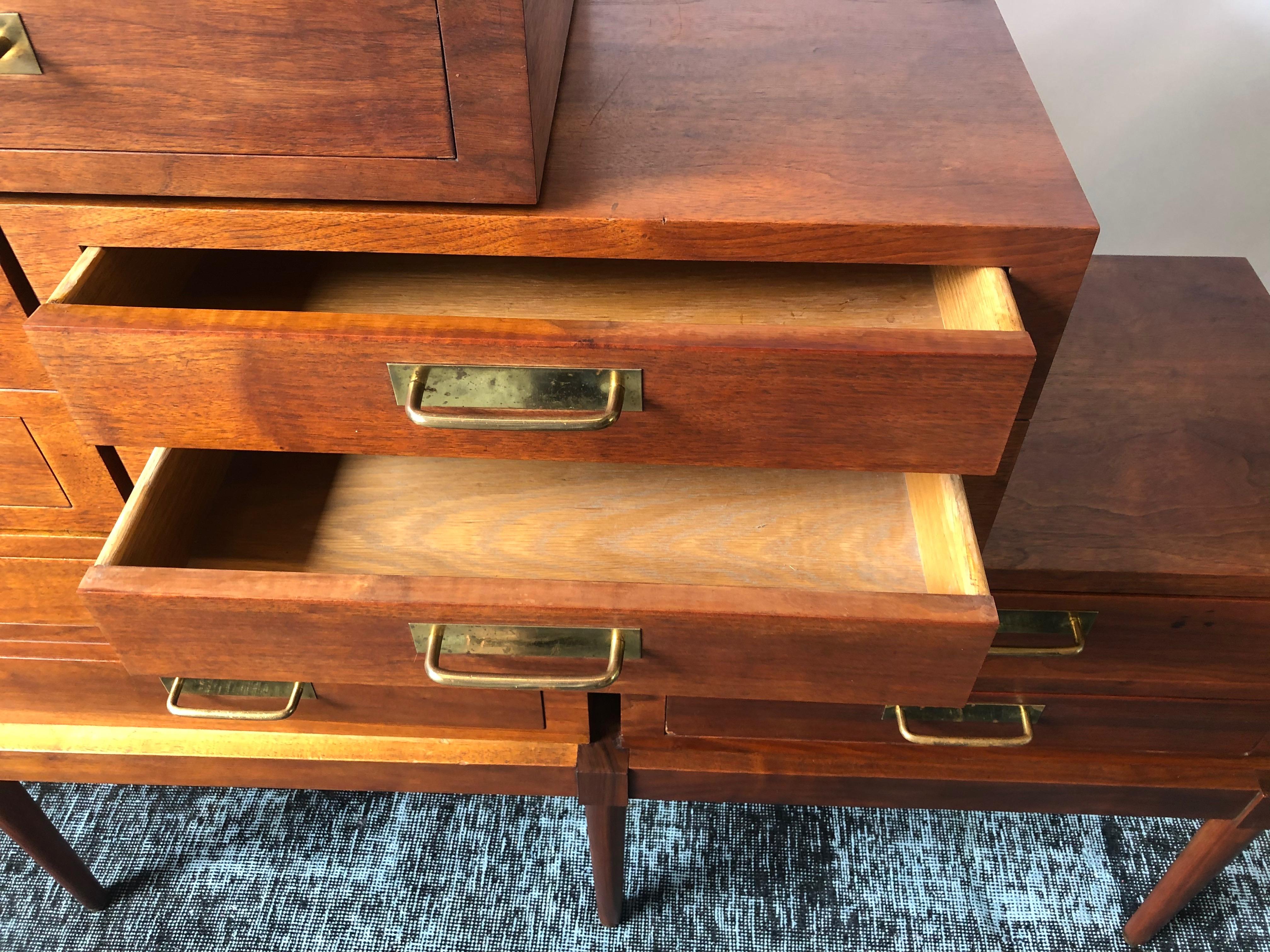 Mid-20th Century Mid-Century Modern Six Piece Walnut Modular Drawer Set, 1960s