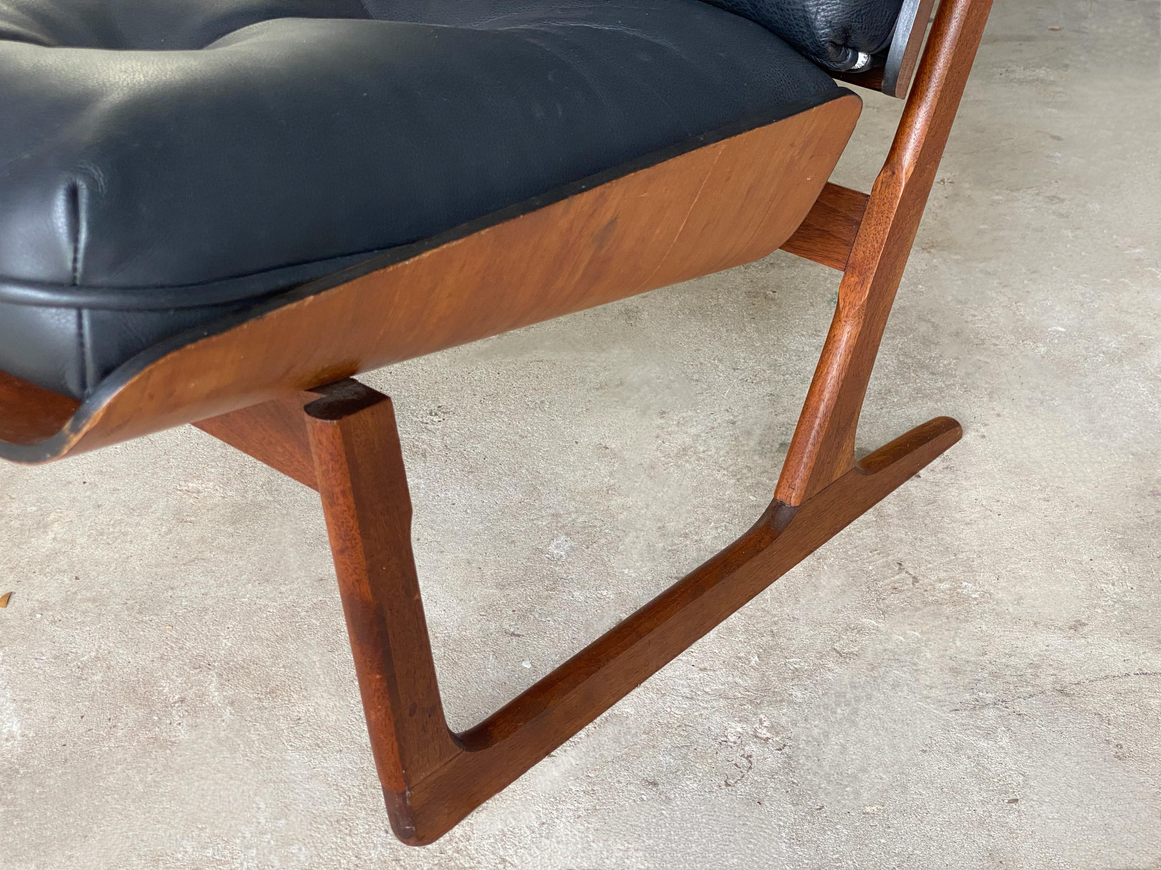 Mid Century Walnut Sled Chair by Deco House  3