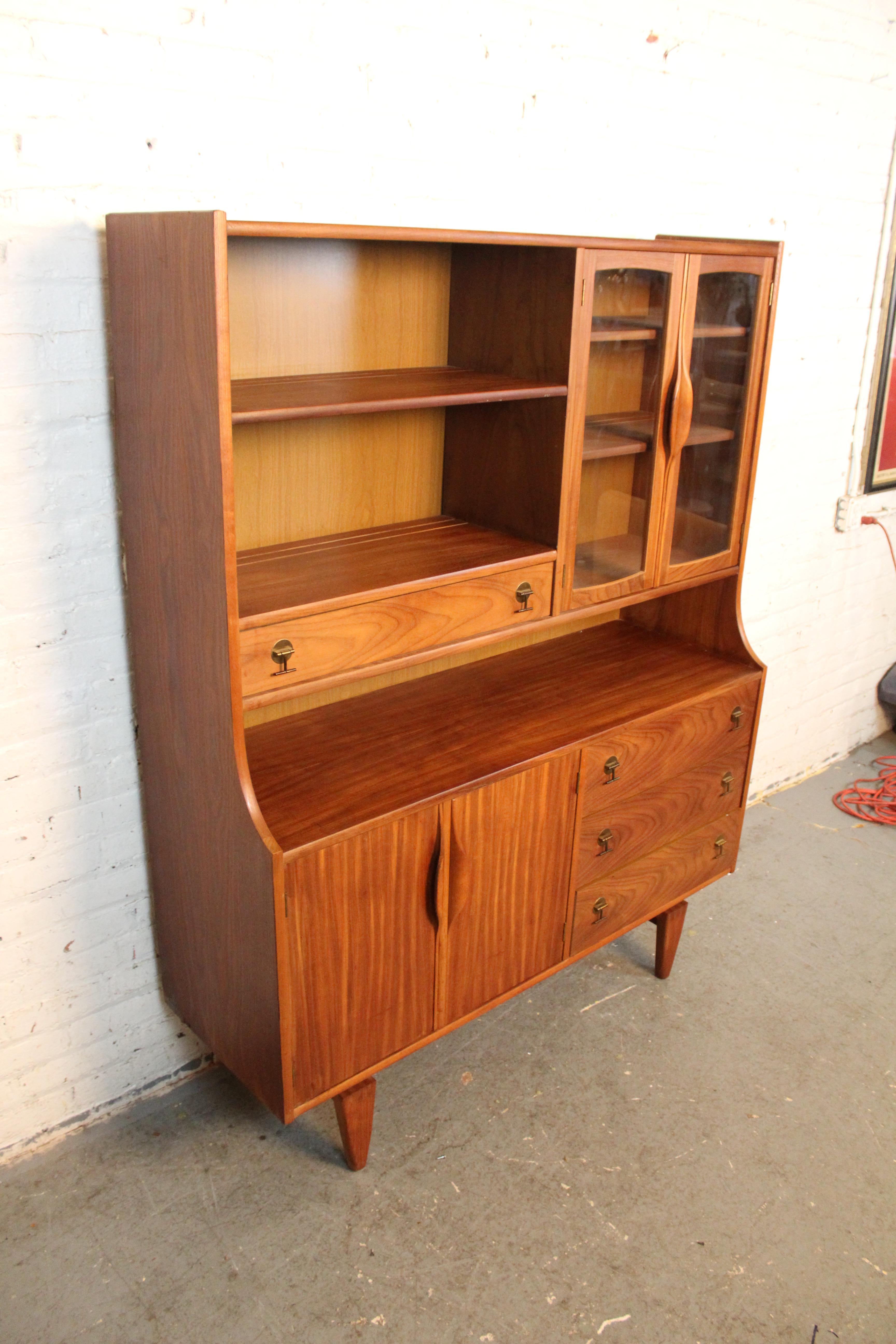 Mid-Century Modern Mid-Century Walnut 