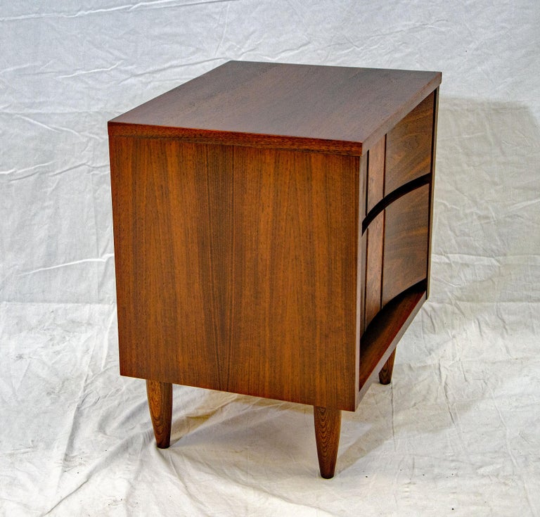 Mid Century Walnut Two Drawer Night Stand / End Table at 1stDibs