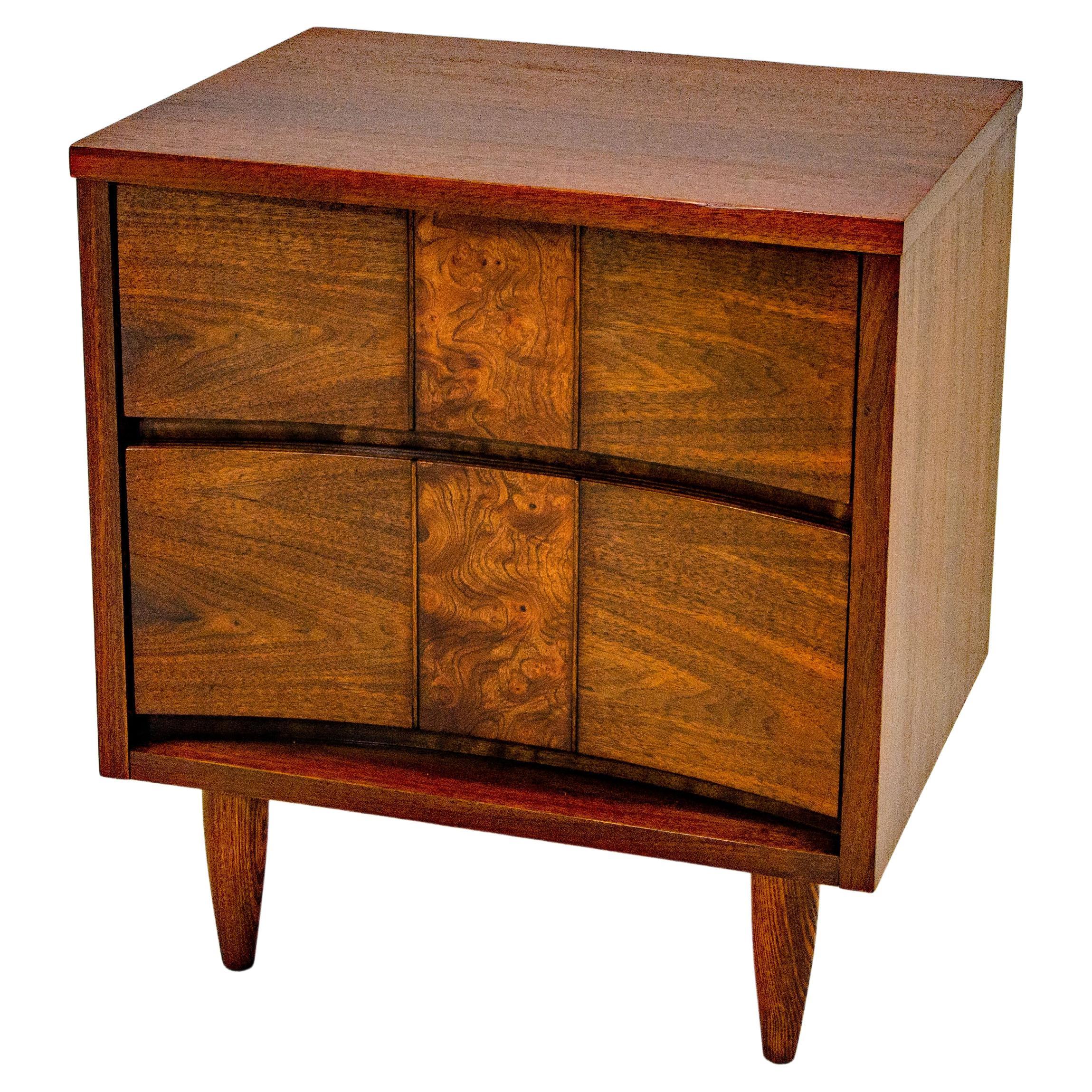 Vintage 1970's MidCentury Modern Dillingham Esprit Walnut Night Stand