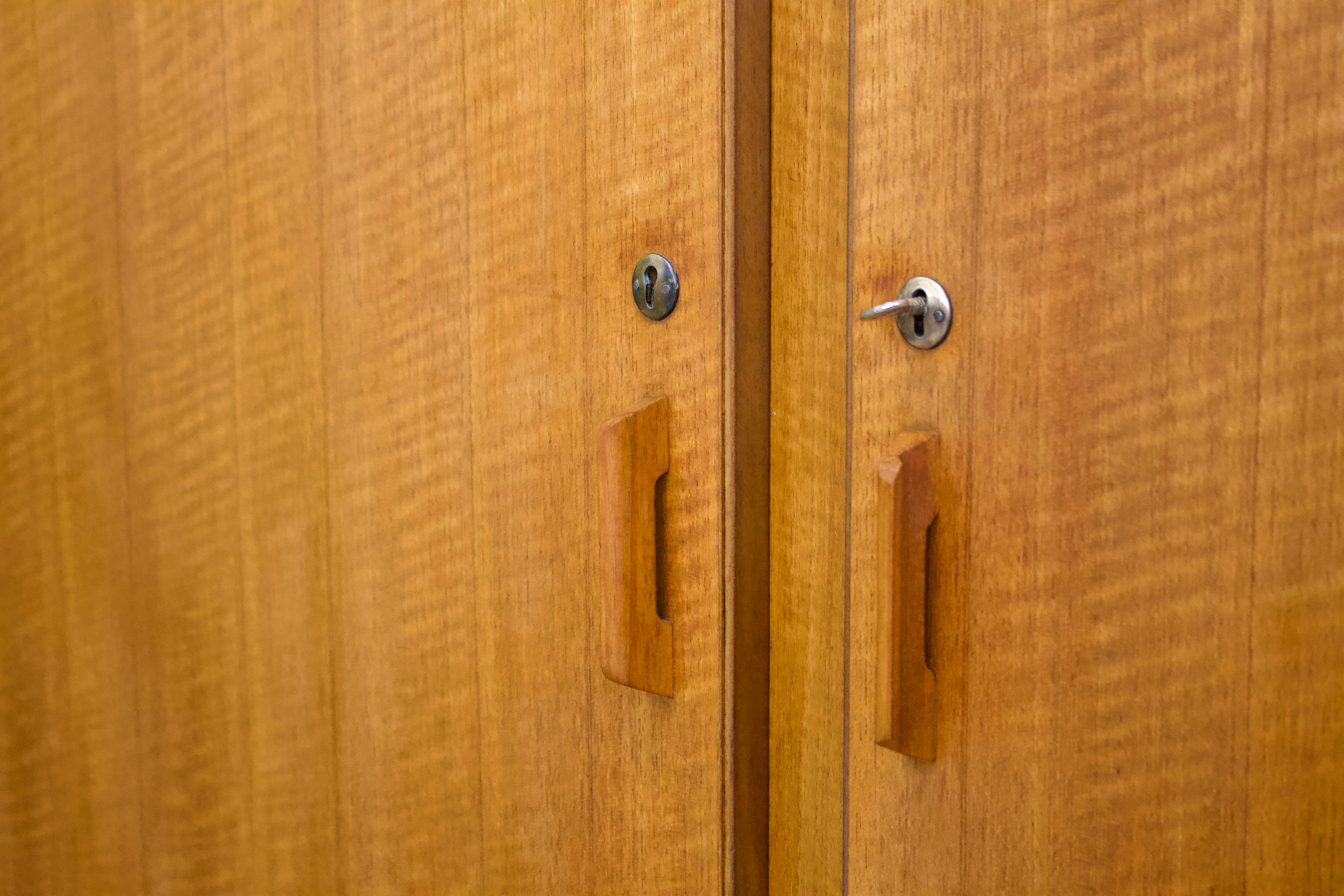 Mid Century Walnut Wardrobe by Alfred COX for Heals, 1960s In Good Condition In South Shields, GB