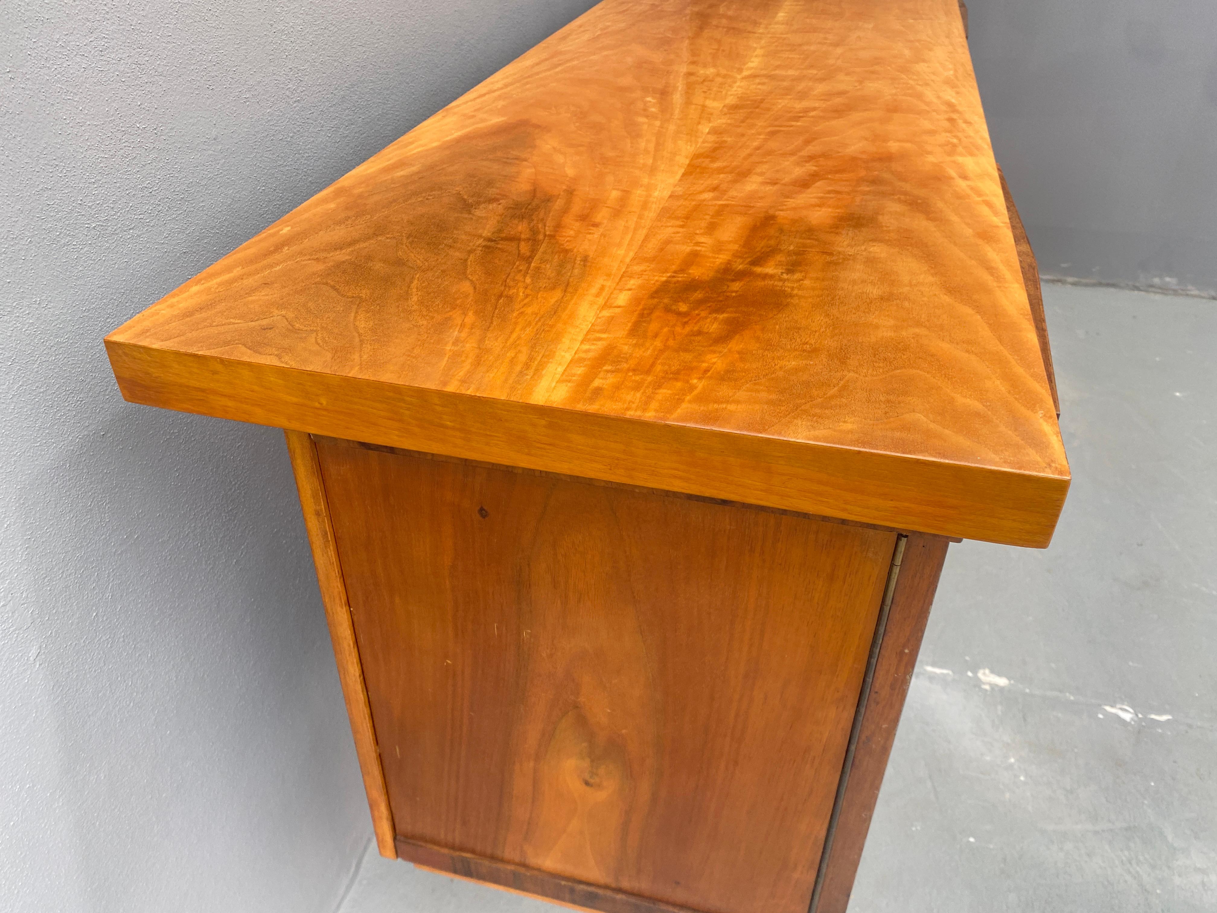 Bureau du milieu du siècle dernier, 1970, Tchécoslovaquie en vente 4