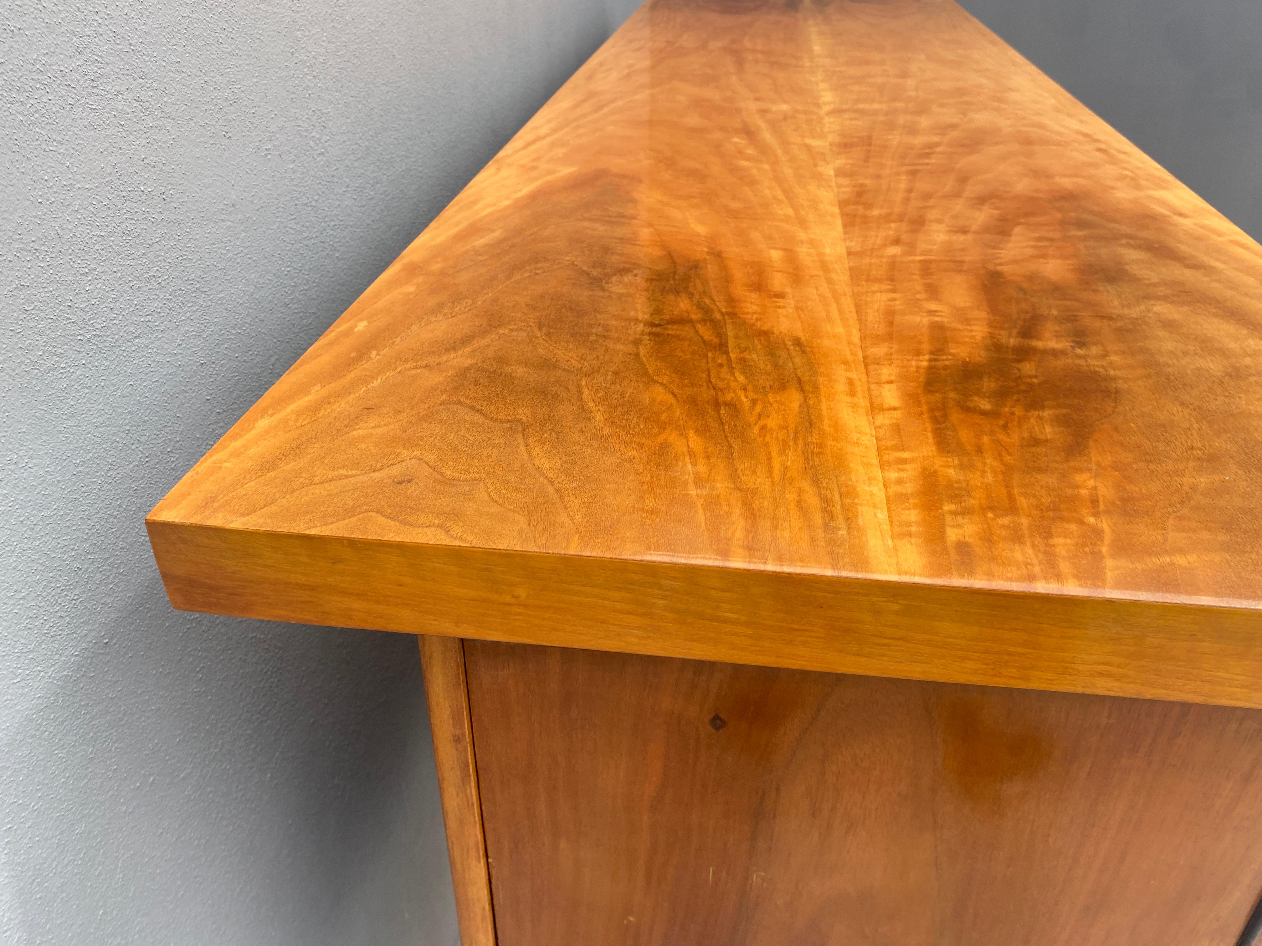 Bureau du milieu du siècle dernier, 1970, Tchécoslovaquie en vente 7