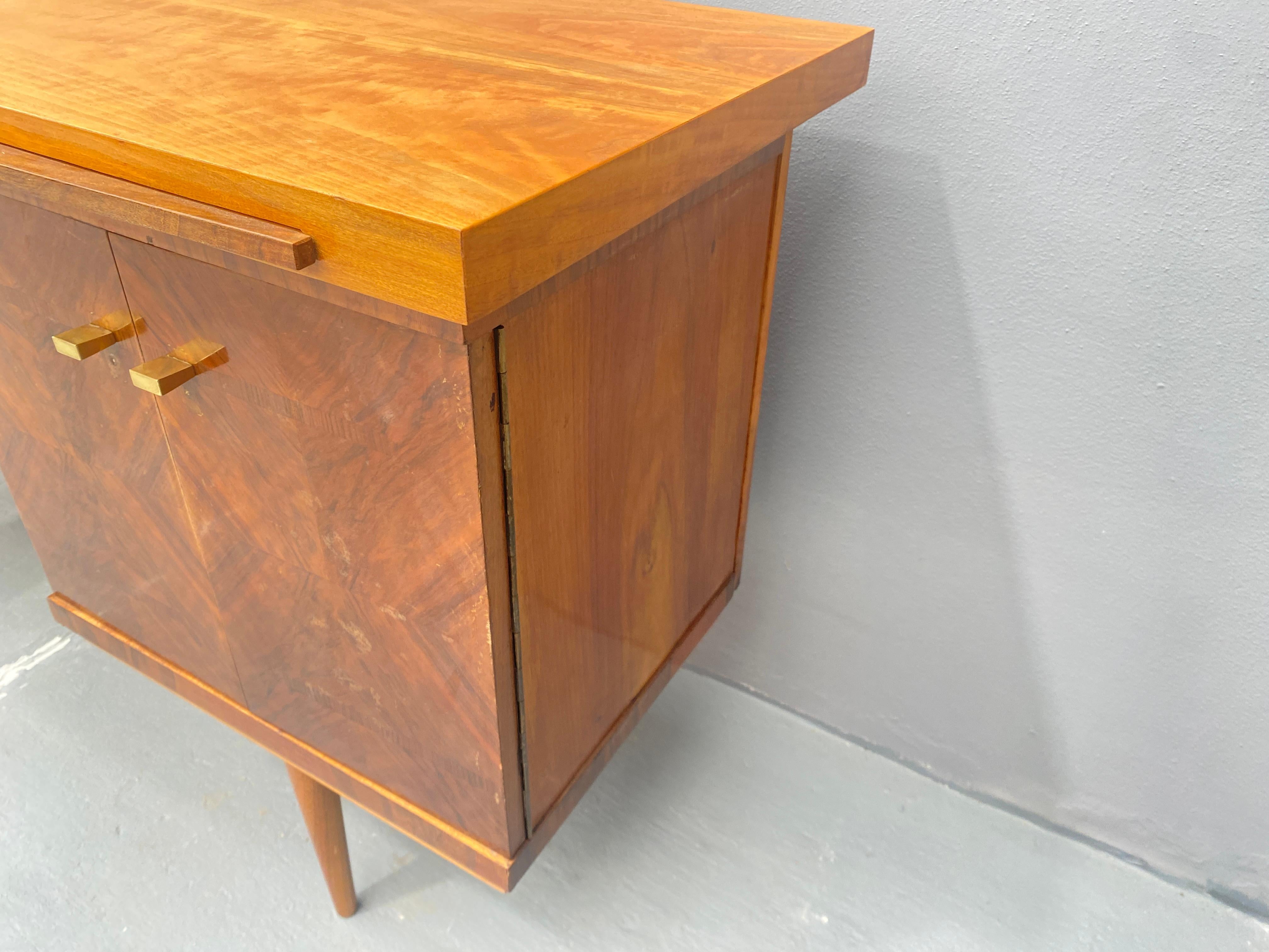Bureau du milieu du siècle dernier, 1970, Tchécoslovaquie en vente 13