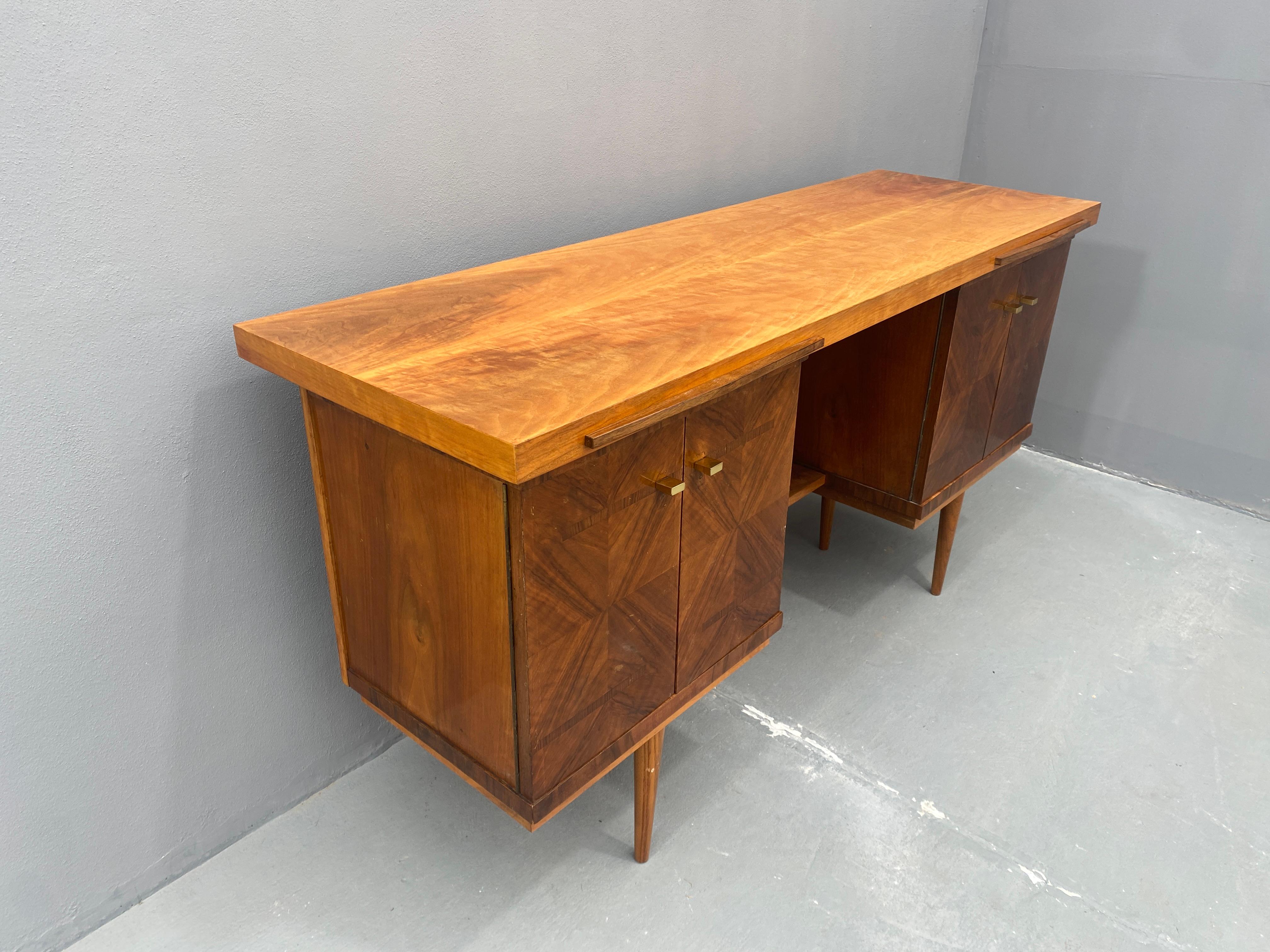 Tchèque Bureau du milieu du siècle dernier, 1970, Tchécoslovaquie en vente