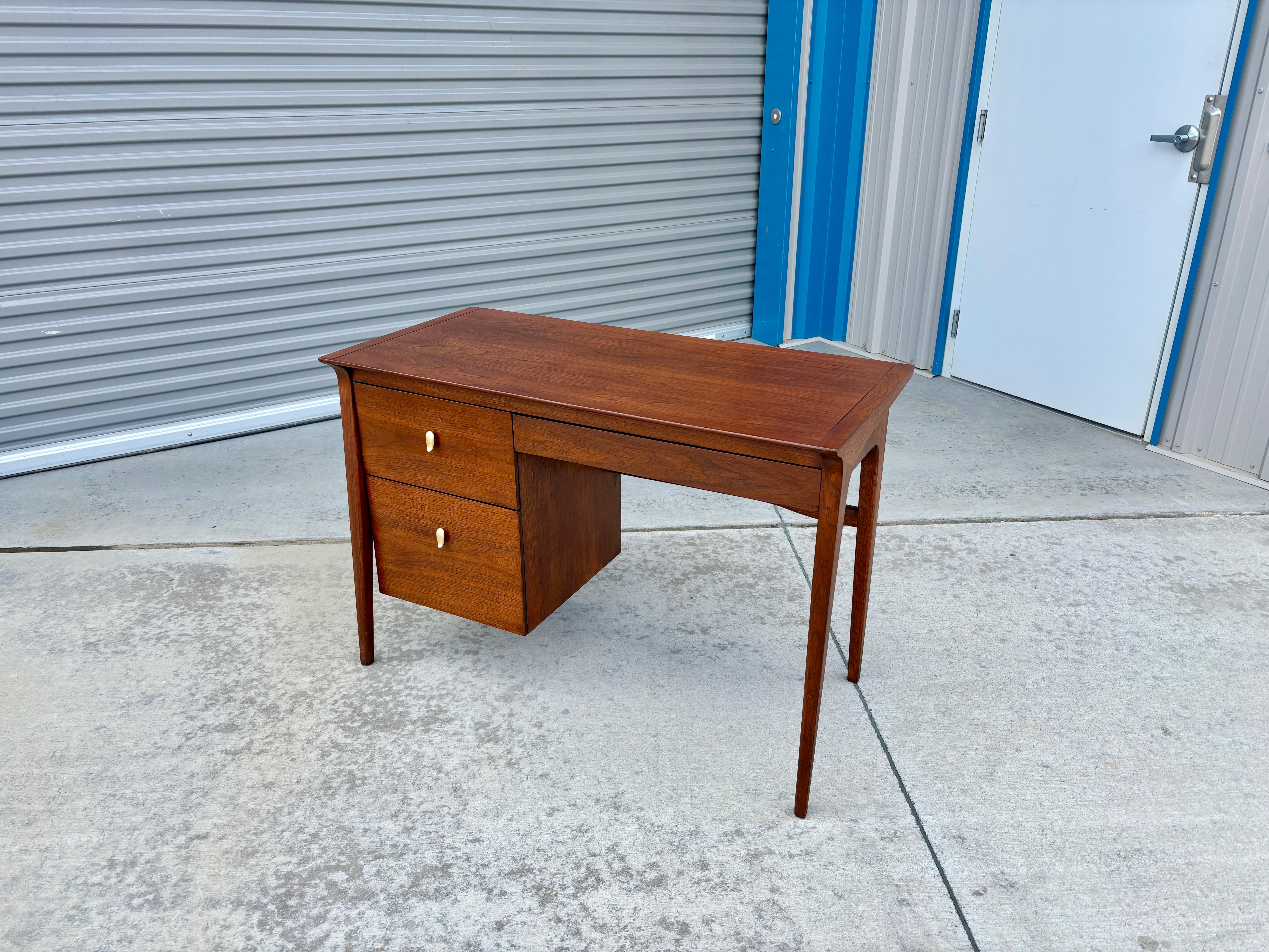 Mid Century Walnut Writing Desk by John Van Koert for Drexel, 1960s In Good Condition In North Hollywood, CA