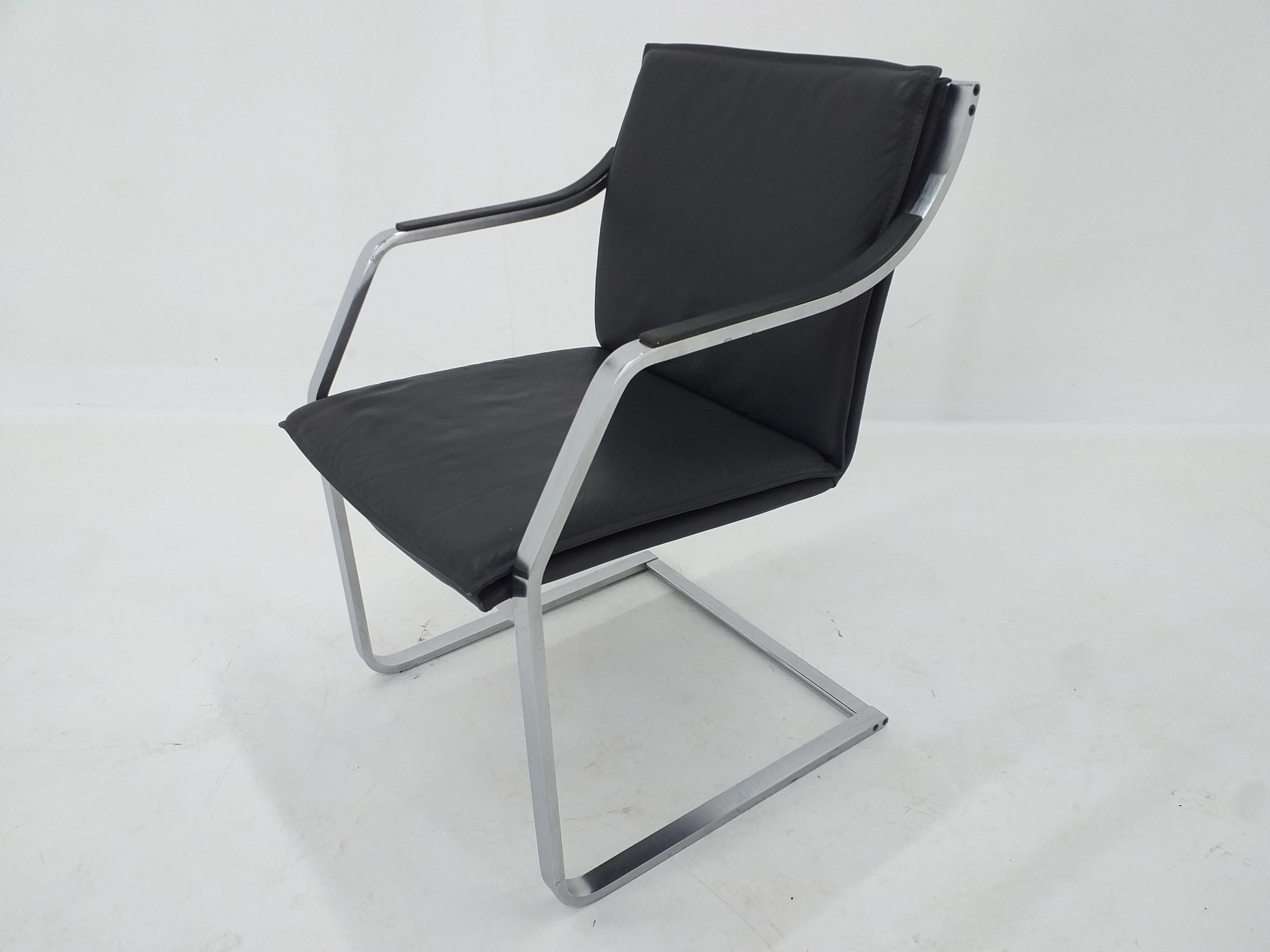 Mid Century Walter Knoll Leather Art Collection Chair by Rudolf B. Glatzel, 1980 In Good Condition In Praha, CZ