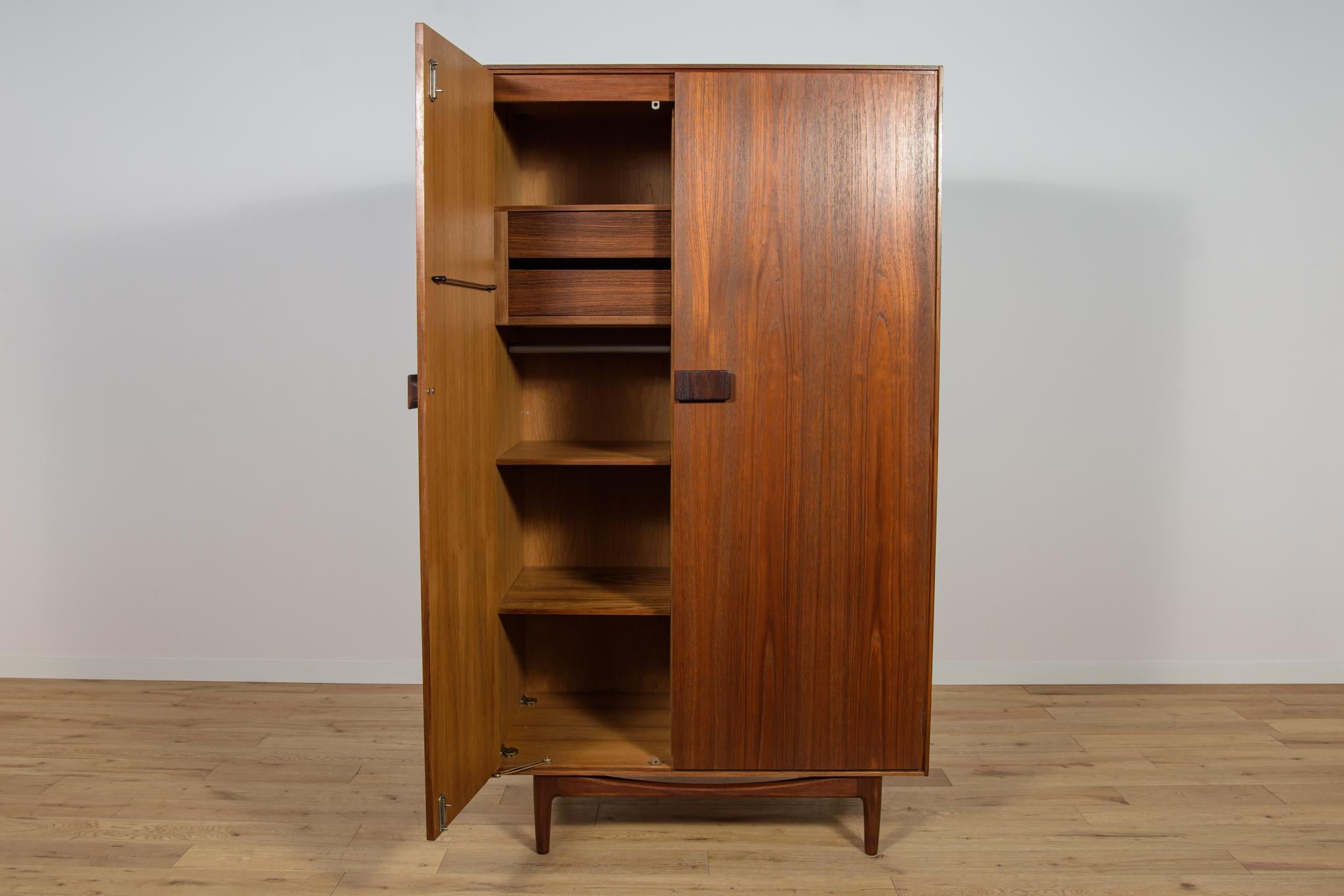 Rosewood Mid-Century Wardrobe by Ib Kofod Larsen for G-Plan, 1960s For Sale