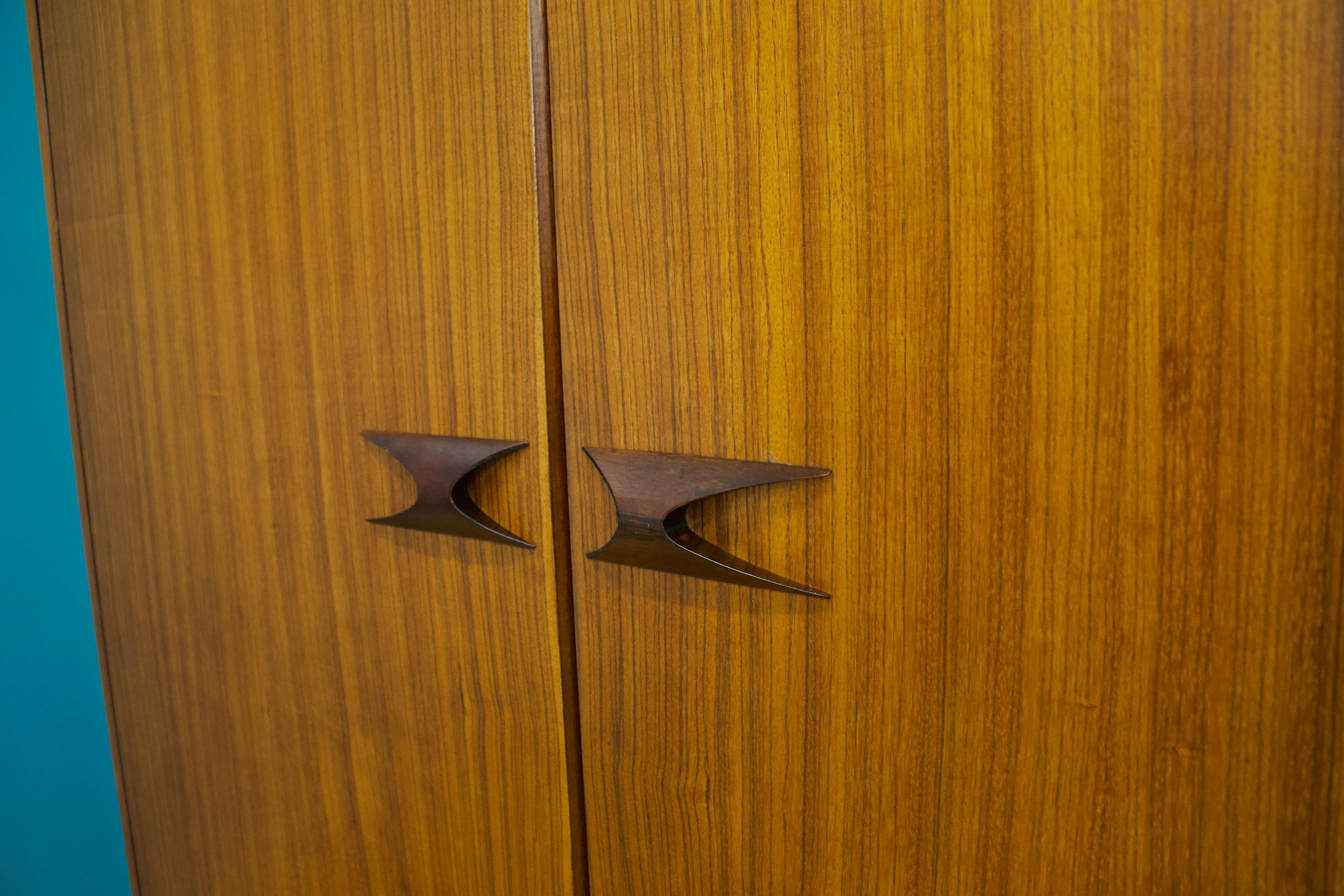 Mid-Century-Garderobe von Elliots of Newbury, 1960er Jahre (20. Jahrhundert)